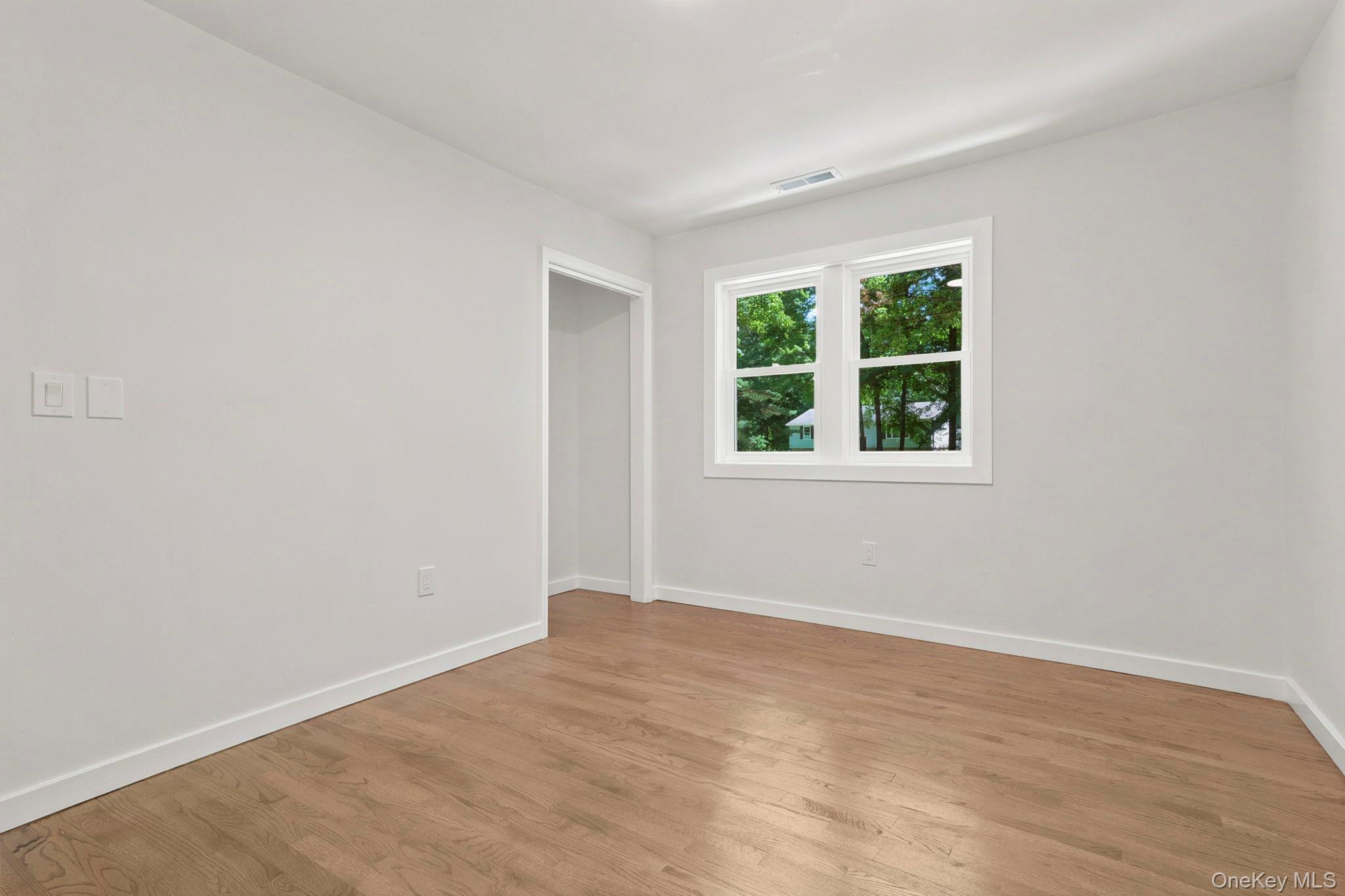 6 Vanessa Lane – For Sale photo 27