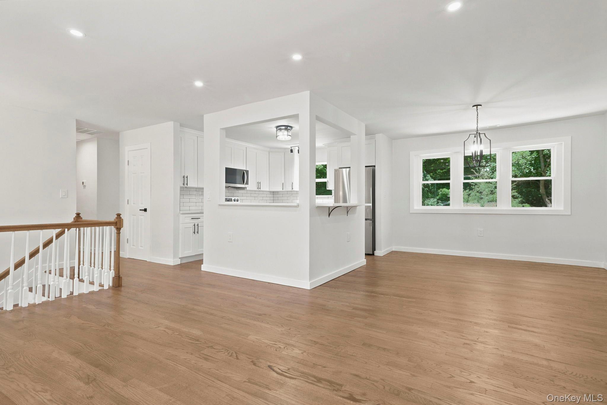 6 Vanessa Lane – For Sale photo 7