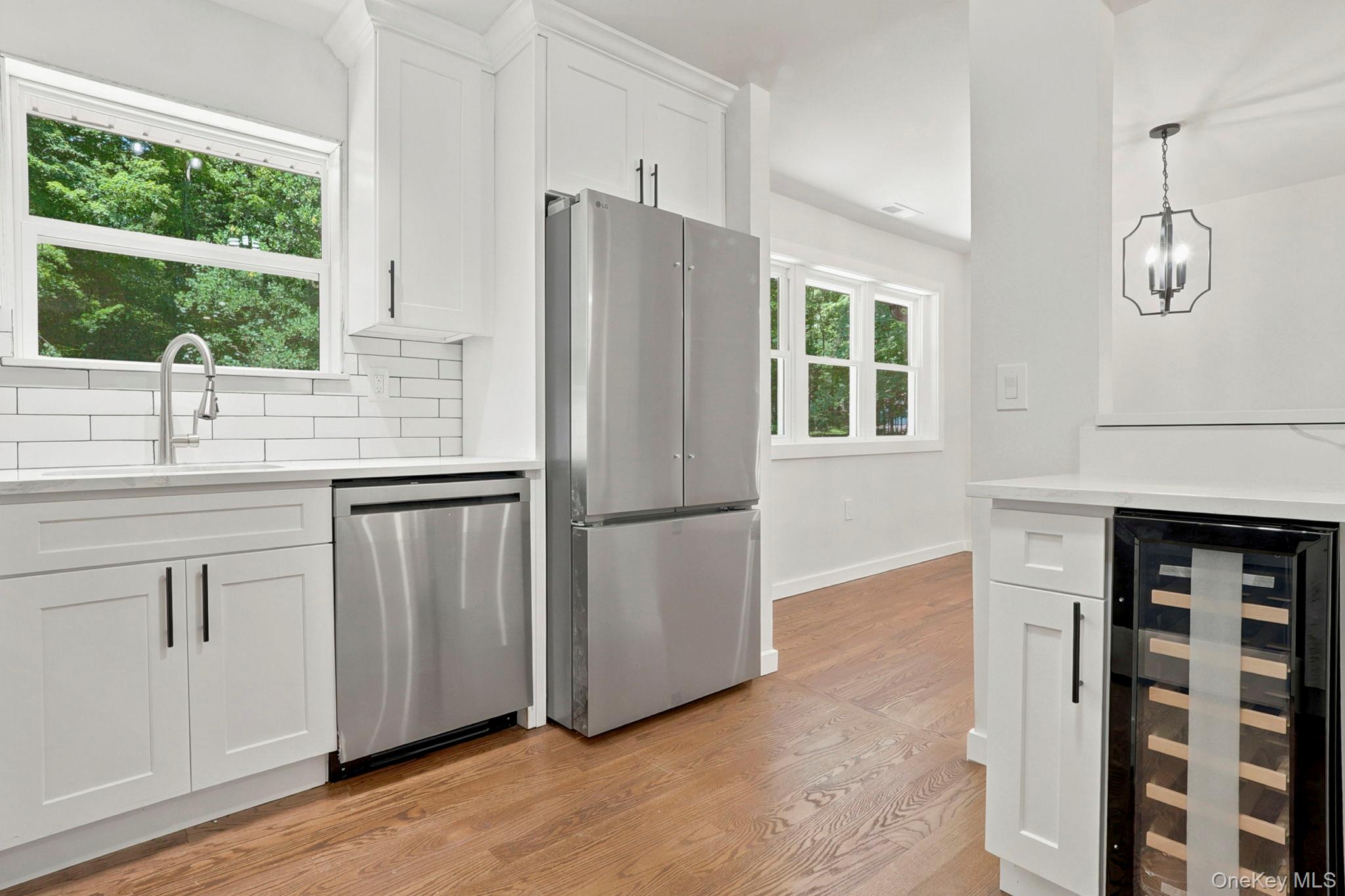 6 Vanessa Lane – For Sale photo 16