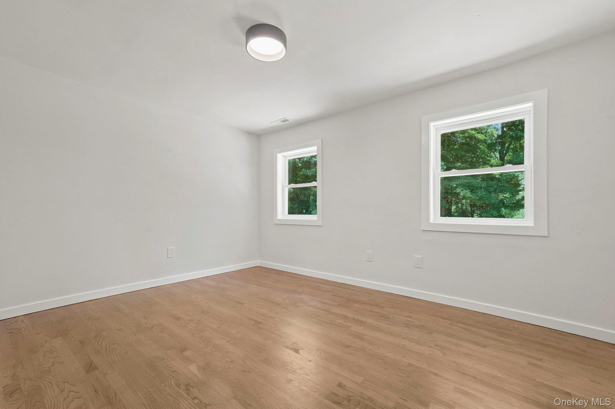 6 Vanessa Lane – For Sale photo 21