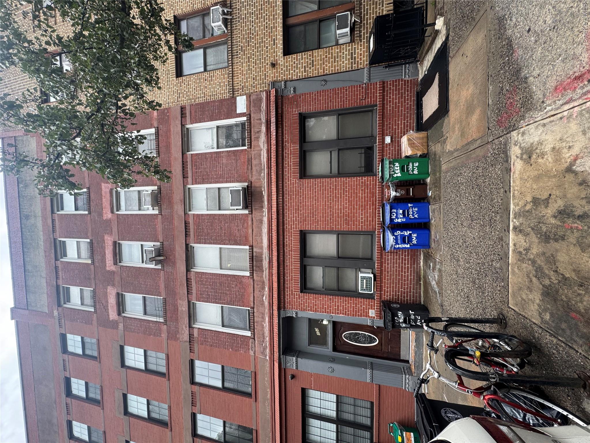 103 Greenpoint Avenue – For Sale