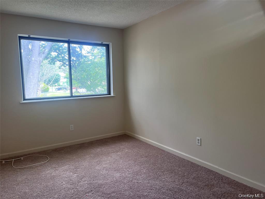200 Springmeadow Drive, Unit M photo 10