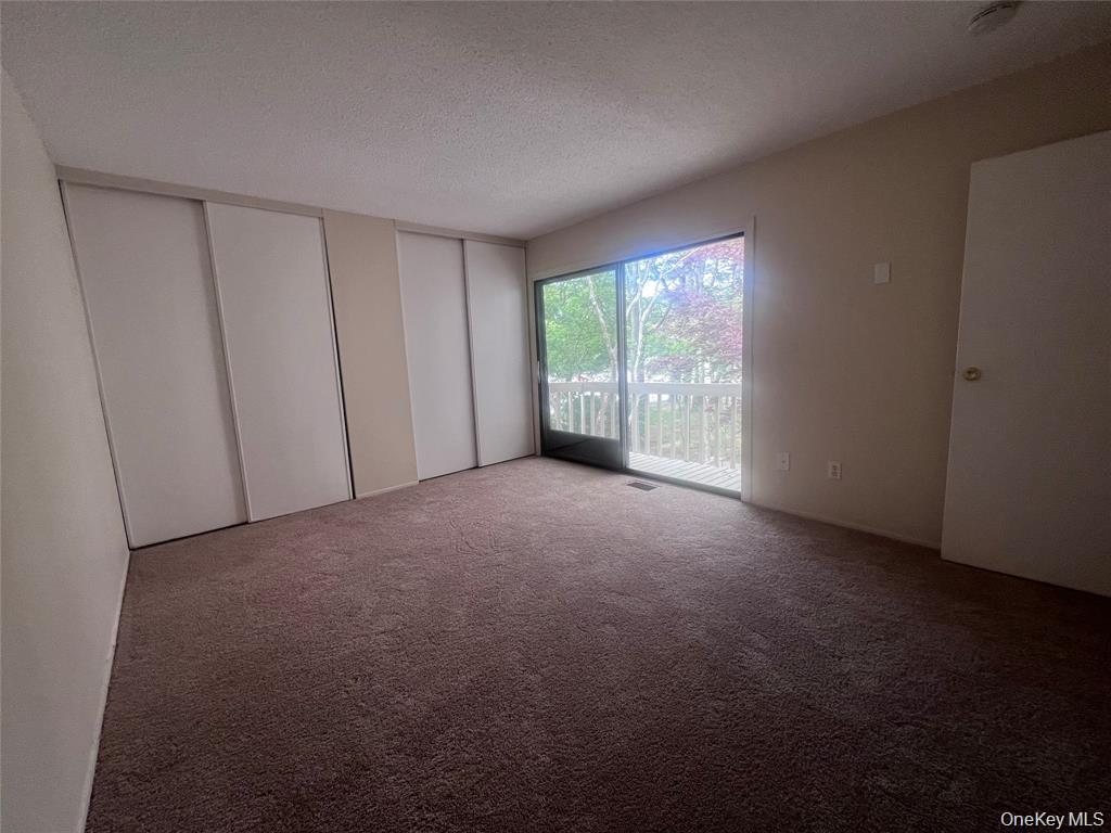 200 Springmeadow Drive, Unit M photo 11