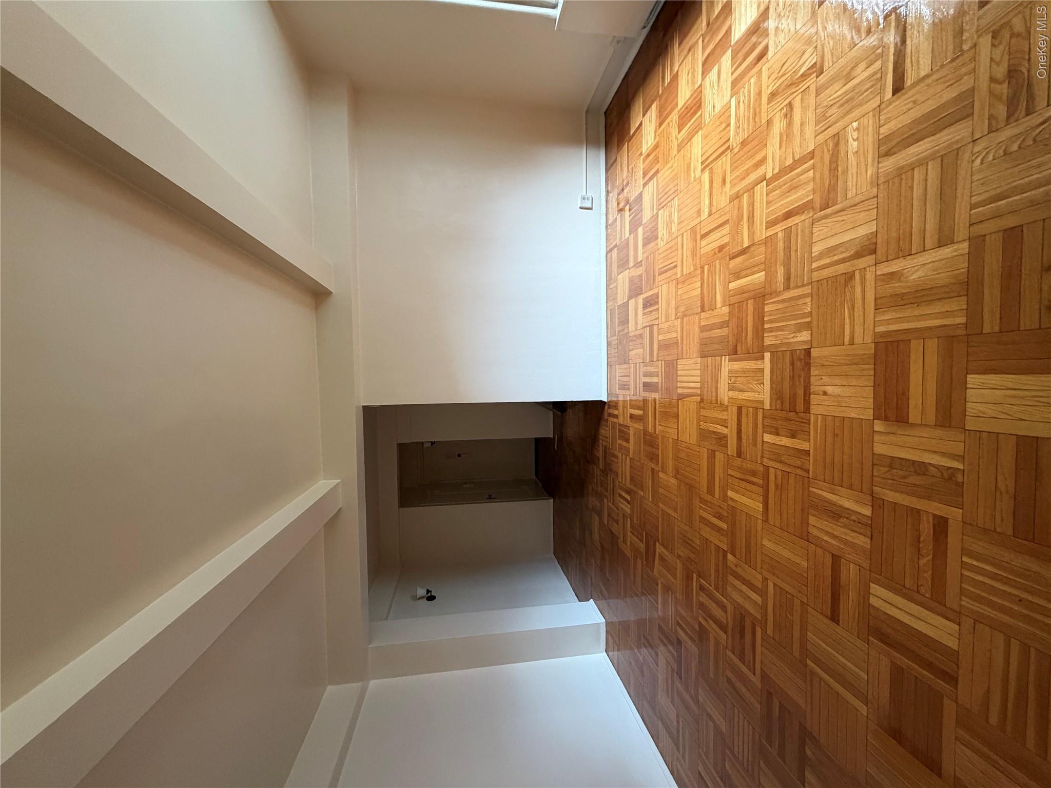 20 Metropolitan Oval, Unit 5E photo 7