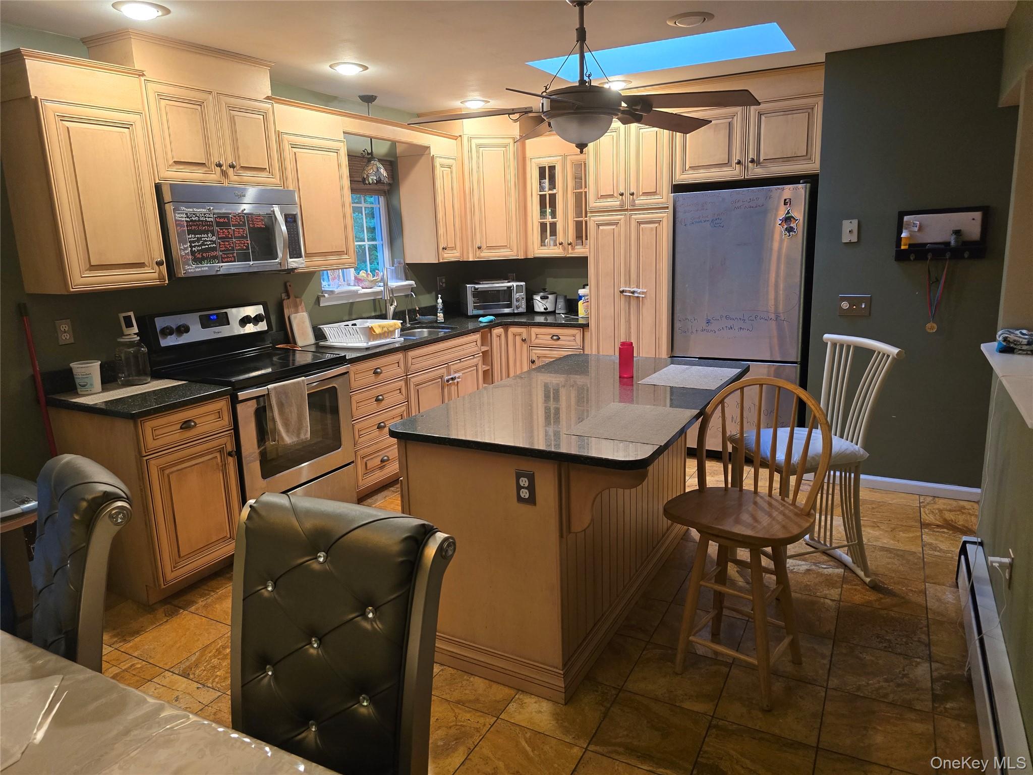8 Kayleigh Drive – For Sale photo 2