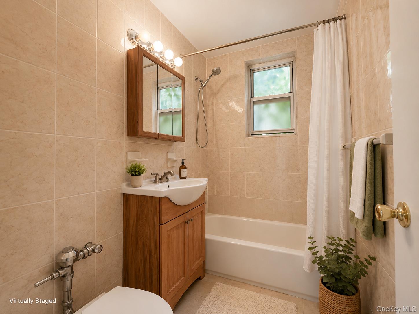 3425 150th Street, Unit 1J photo 8