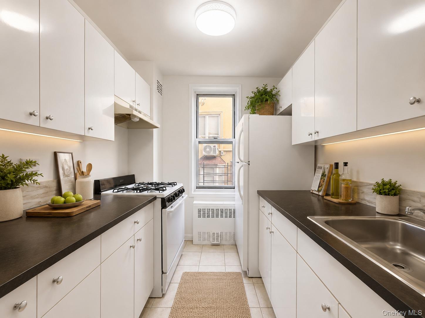 3425 150th Street, Unit 1J photo 7