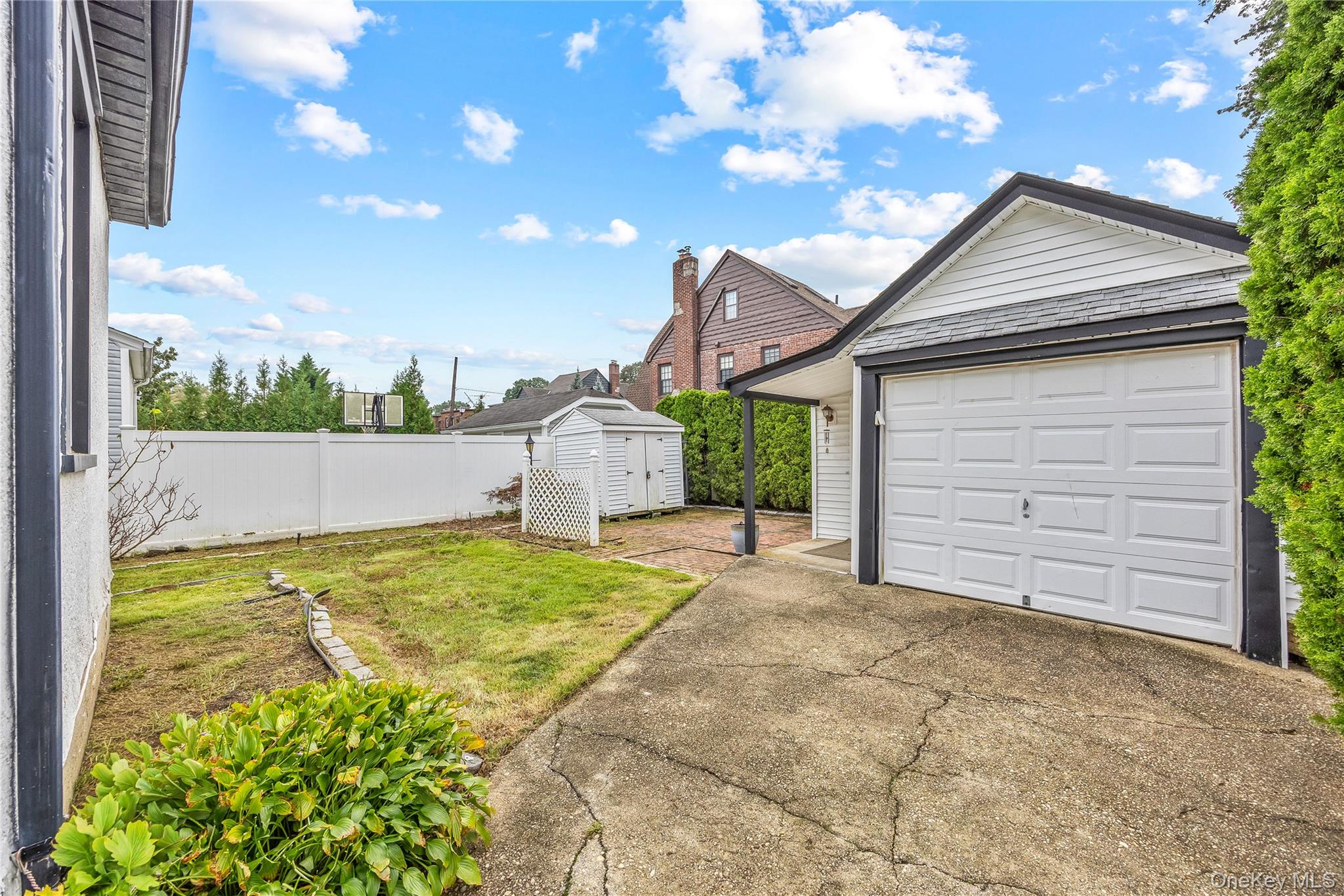 425 Marcellus Road – For Sale photo 16
