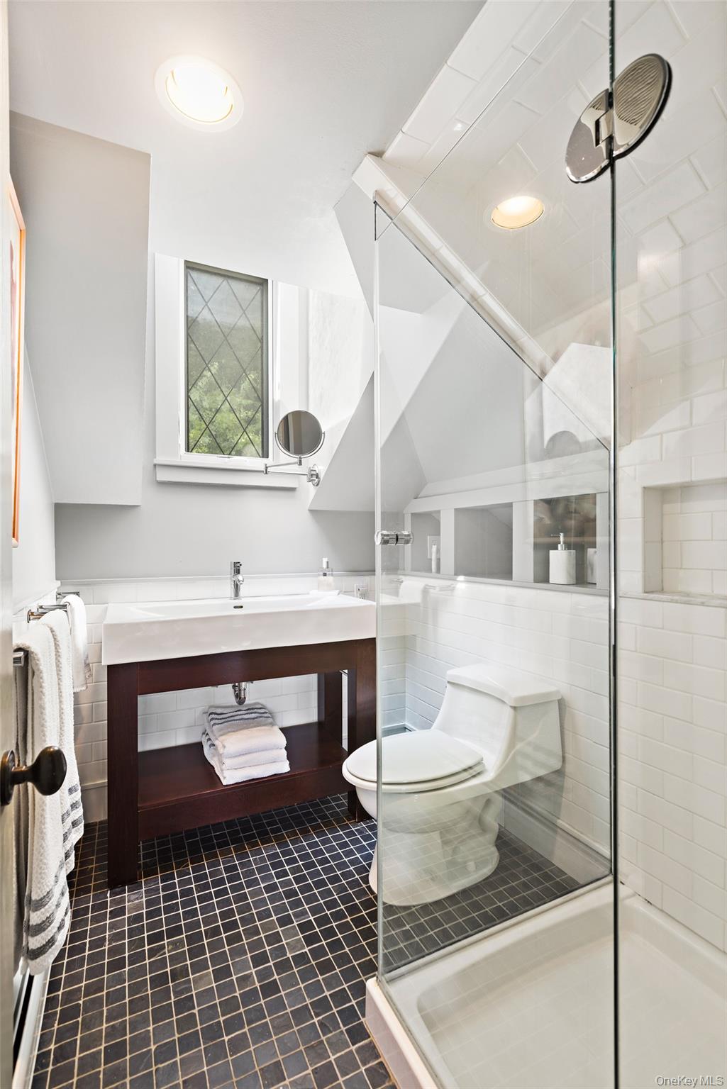 924 Route 9W S – For Sale photo 21
