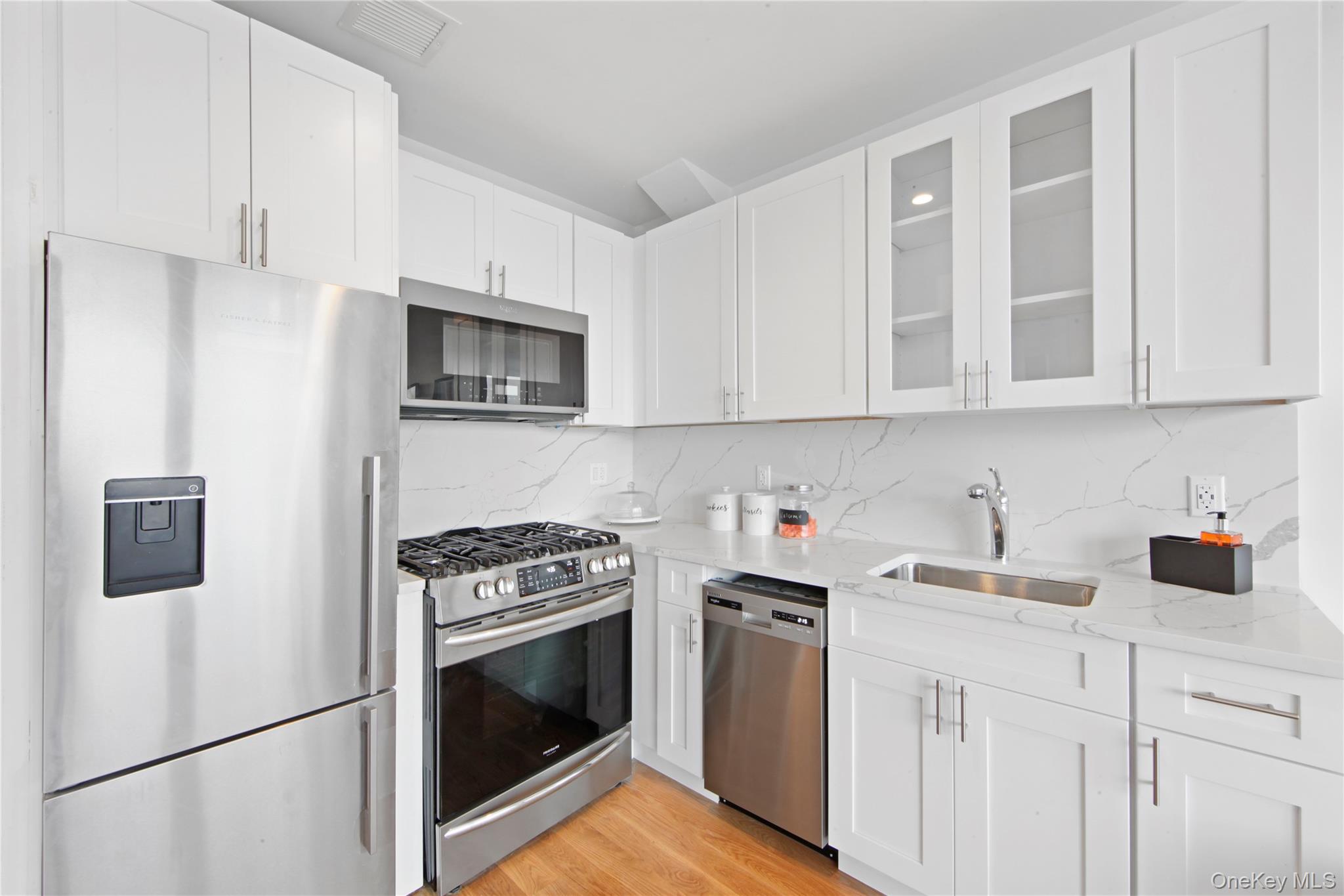 163 Beach 96th Street, Unit 4A photo 4
