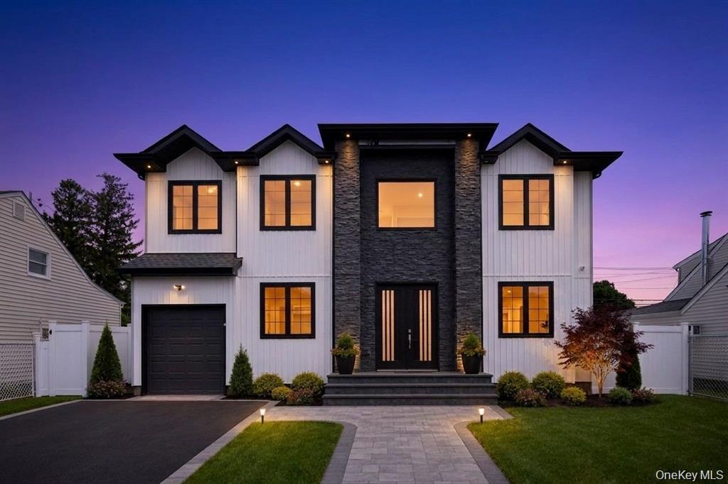 19 Coachman Lane – For Sale
