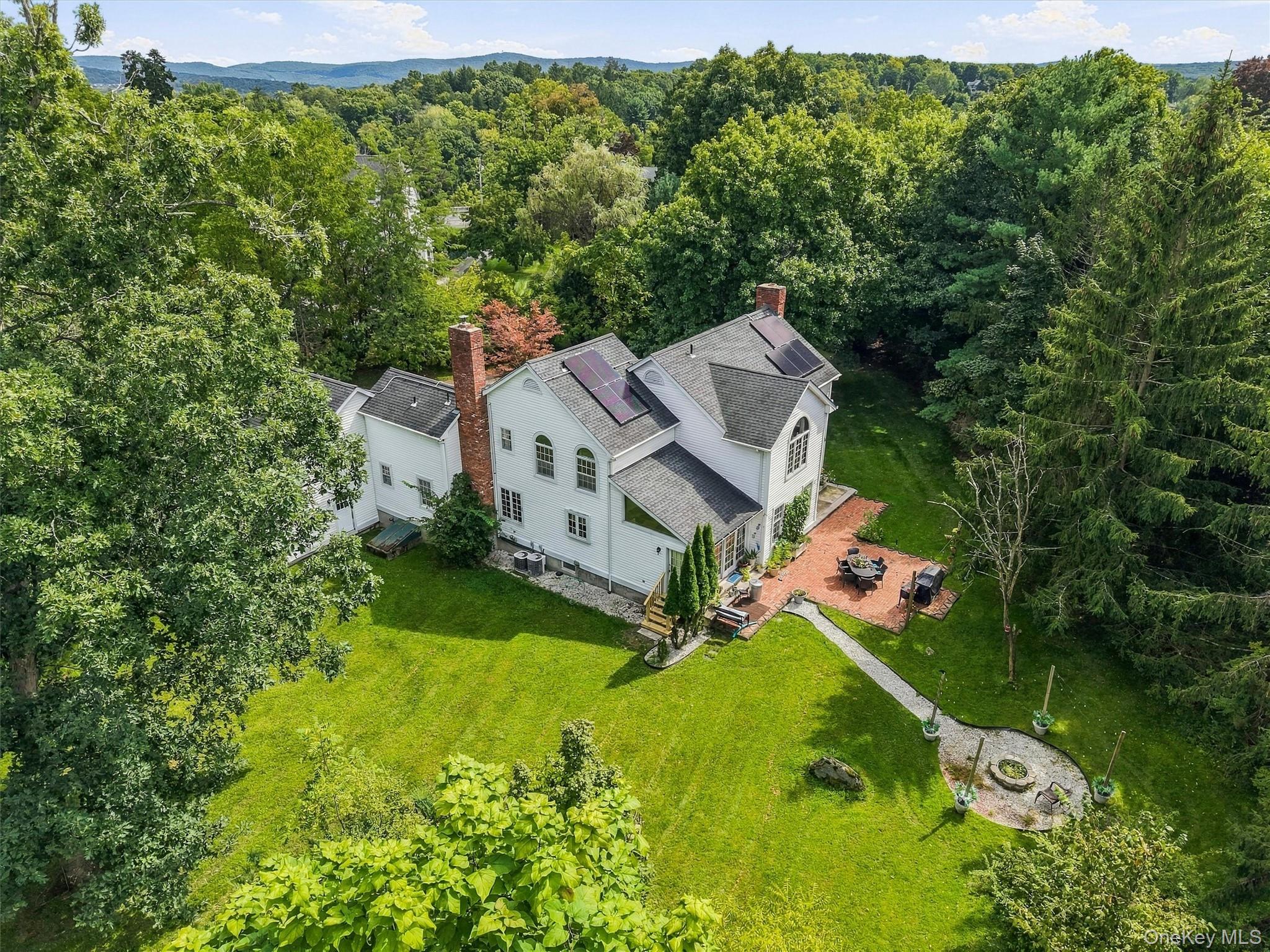 87 Summit Street – For Sale