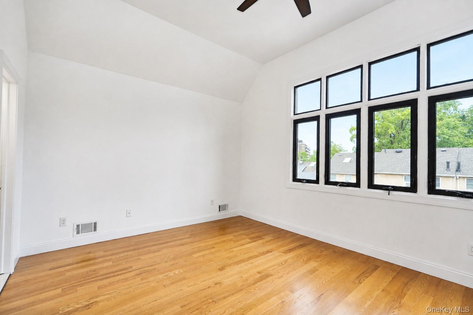 16 Fox Hunt Court – For Sale photo 22