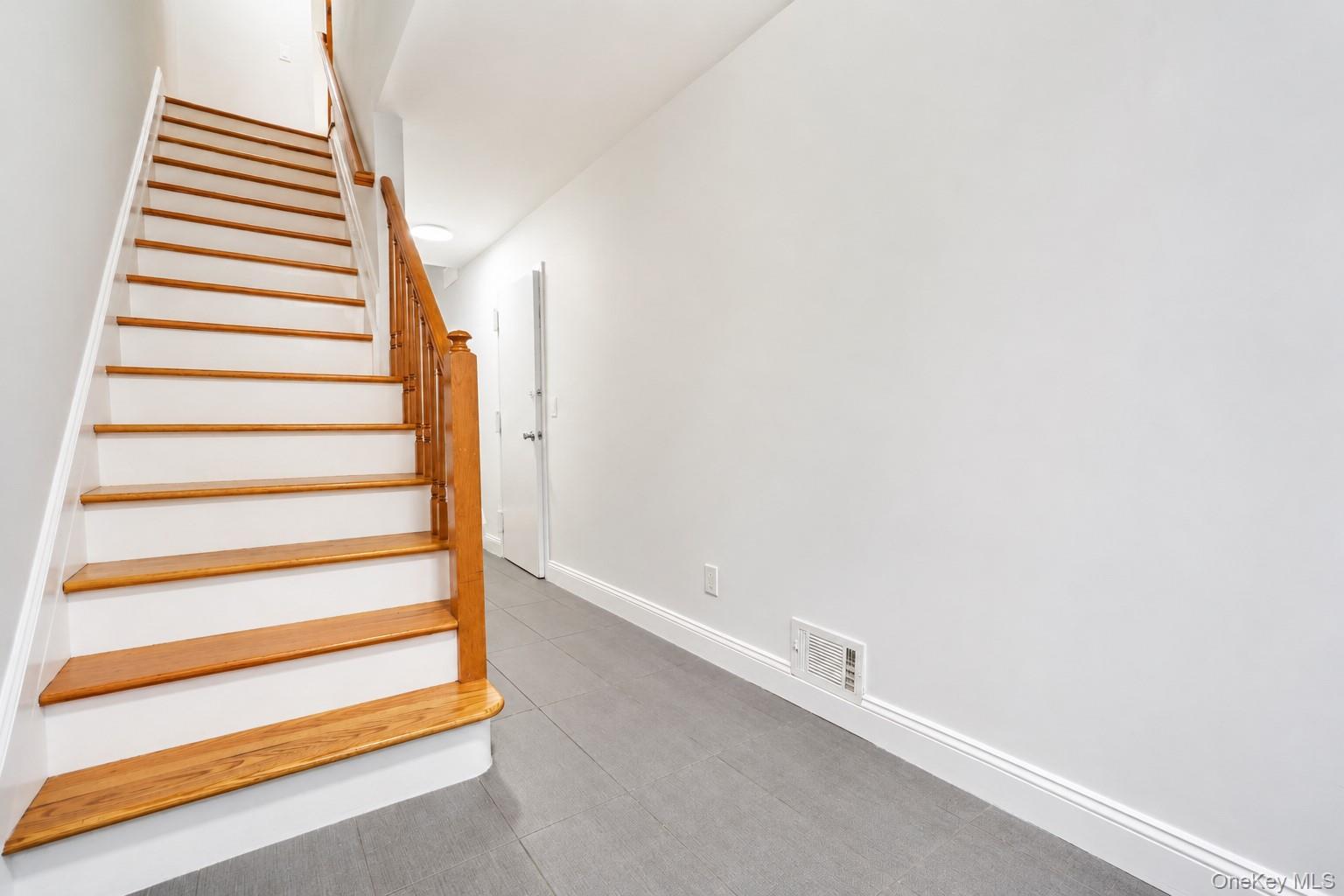 16 Fox Hunt Court – For Sale photo 6