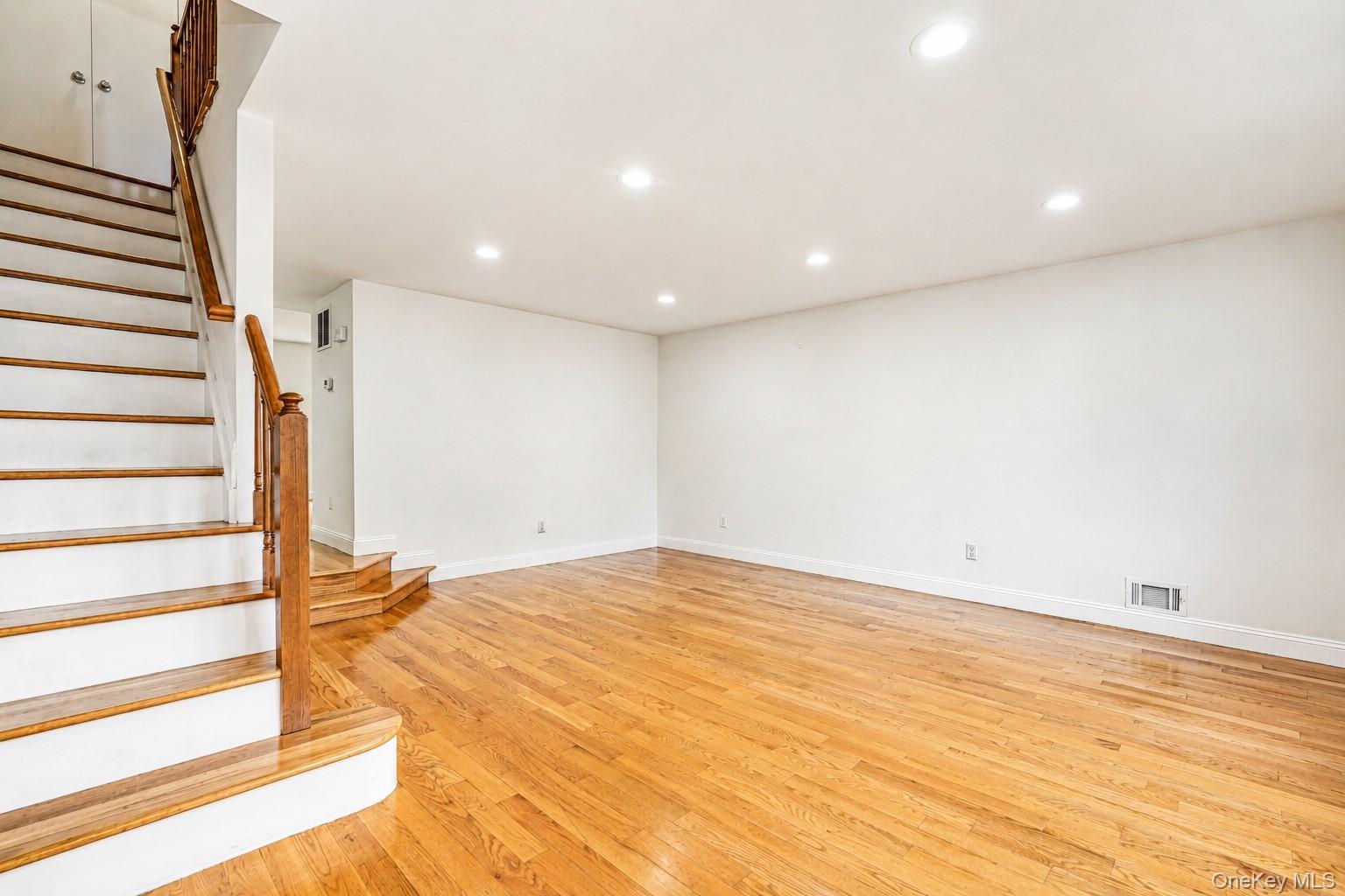 16 Fox Hunt Court – For Sale photo 10