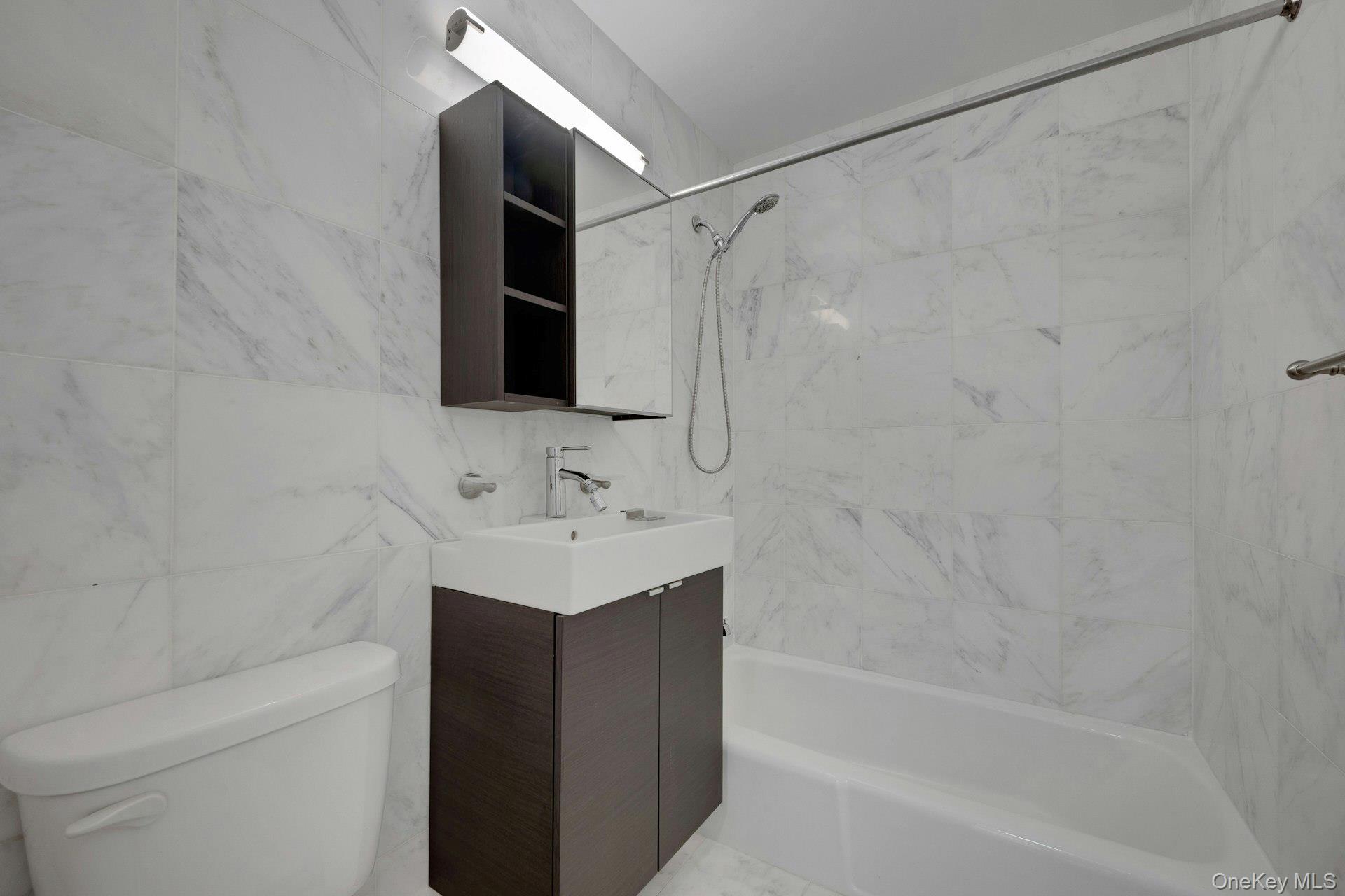 838 Pelhamdale Road, Unit 1C photo 21