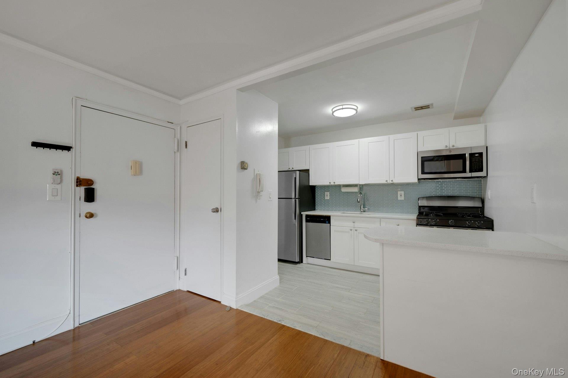 838 Pelhamdale Road, Unit 1C photo 11