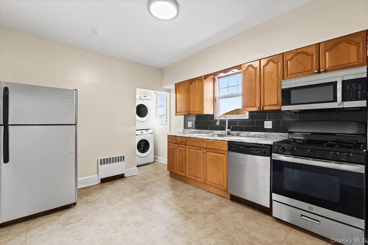 3 Merritt Avenue, Unit 2 photo 3