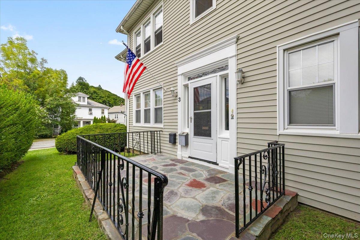 3 Merritt Avenue, Unit 2