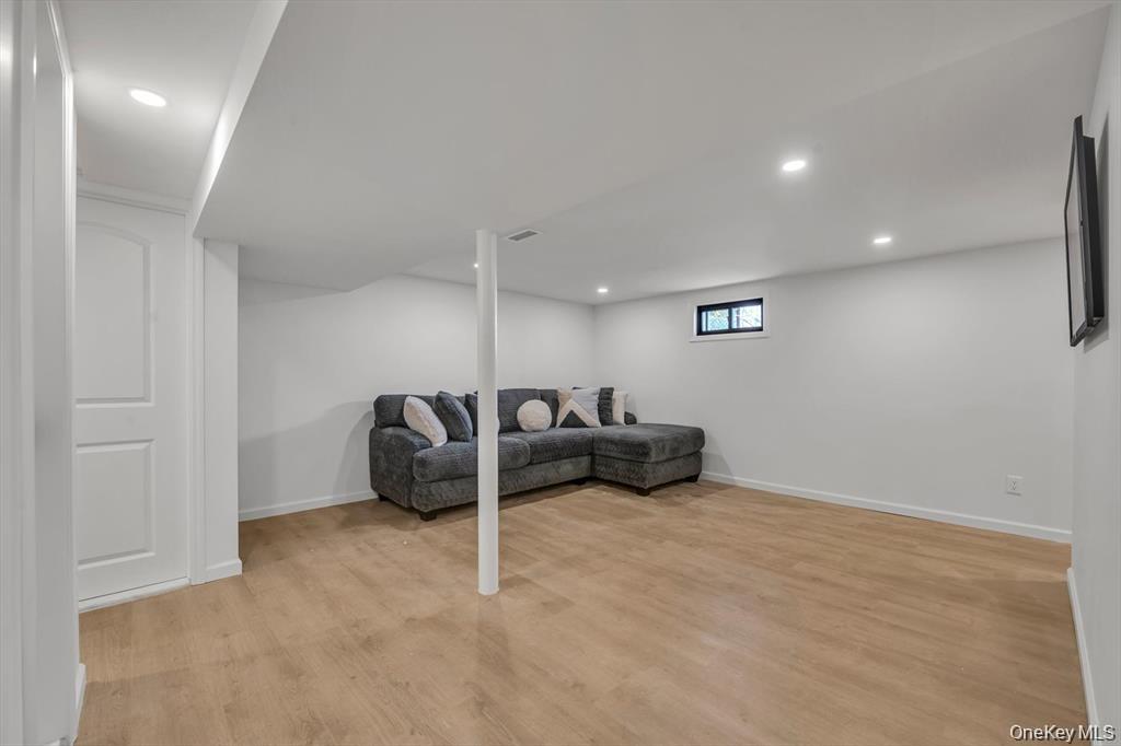 1568 Madison Street – For Rent photo 14