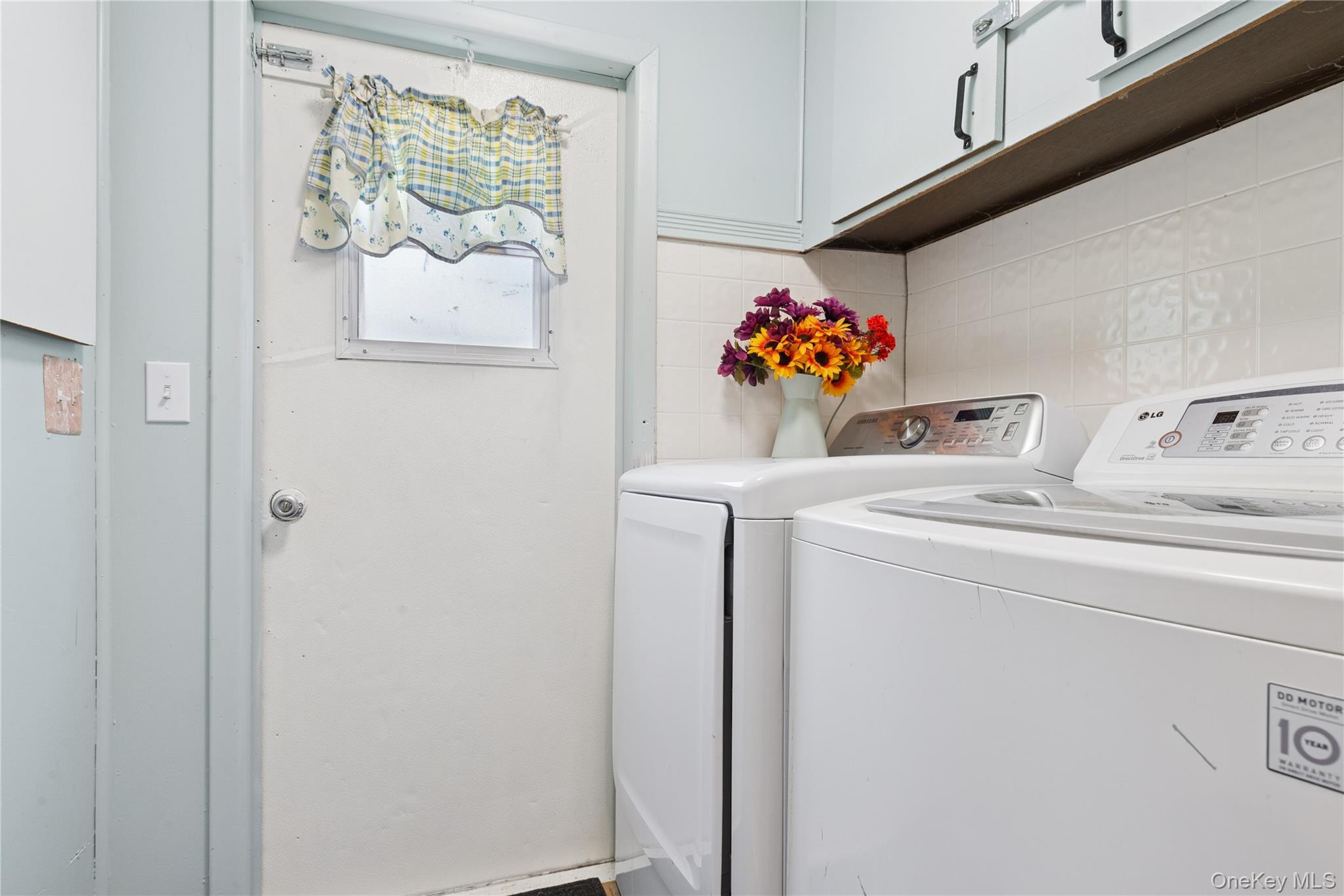 8 North Railroad Avenue – For Sale photo 9