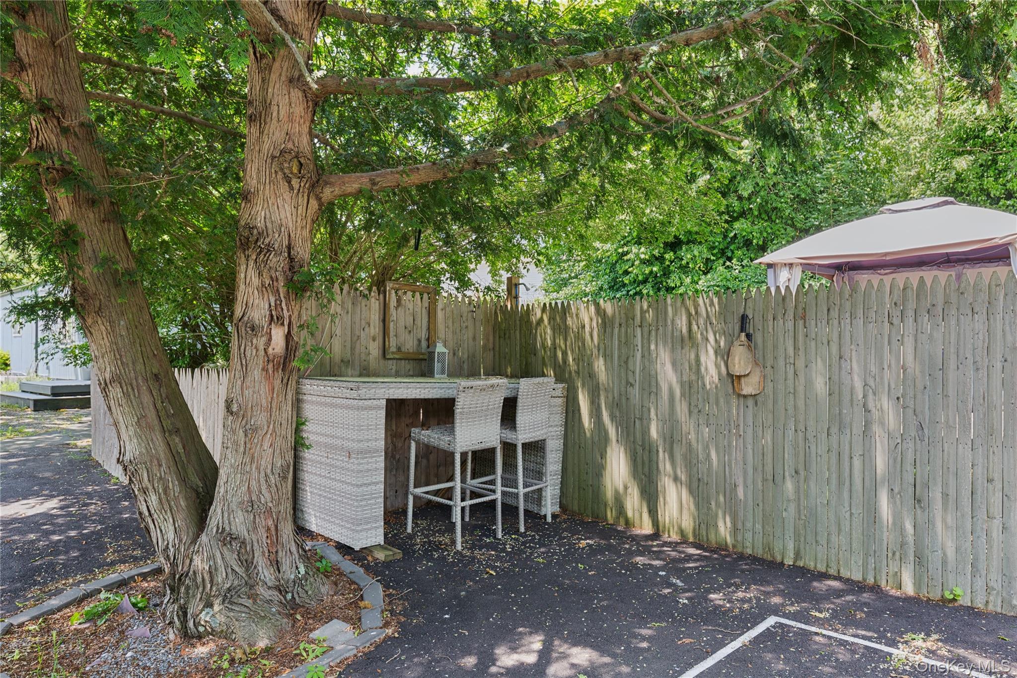8 North Railroad Avenue – For Sale photo 24