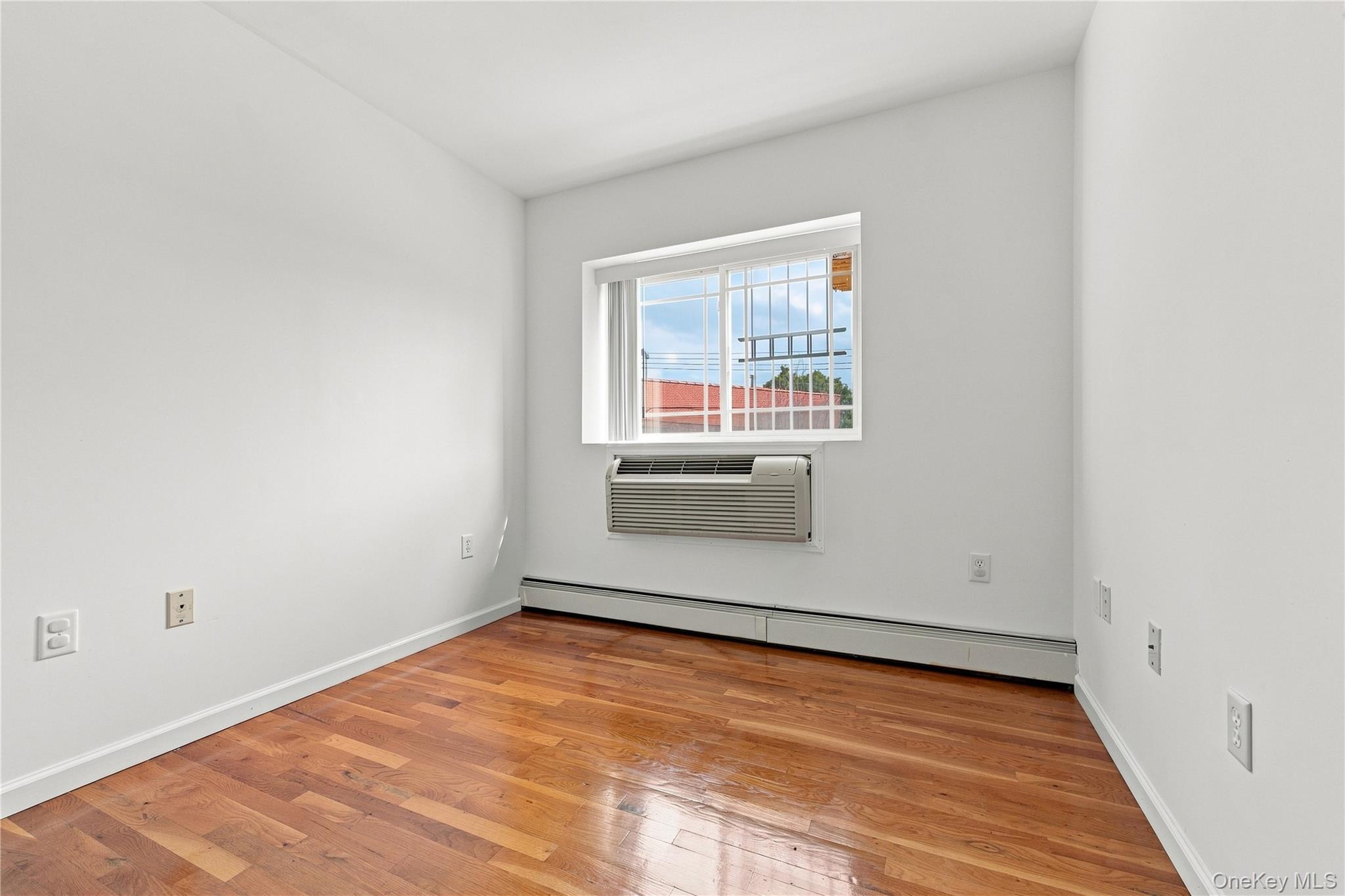 7617 46th Avenue, Unit 2C photo 9