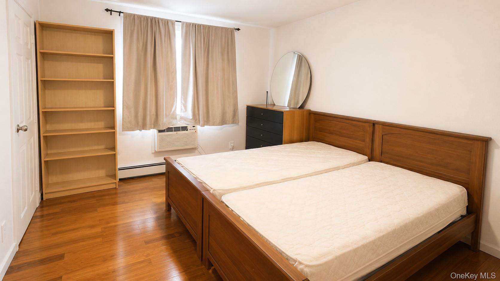 14477 Roosevelt Avenue, Unit 8G photo 5
