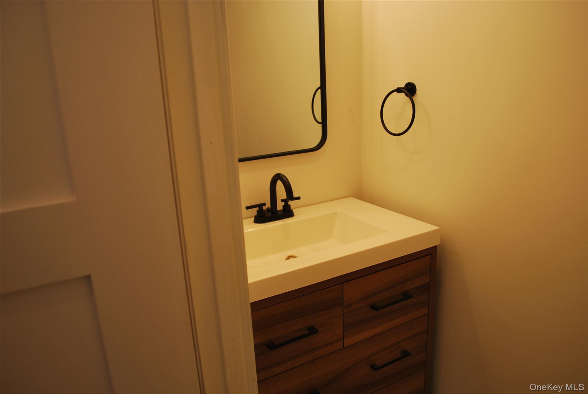 72 The Rise – For Rent photo 4
