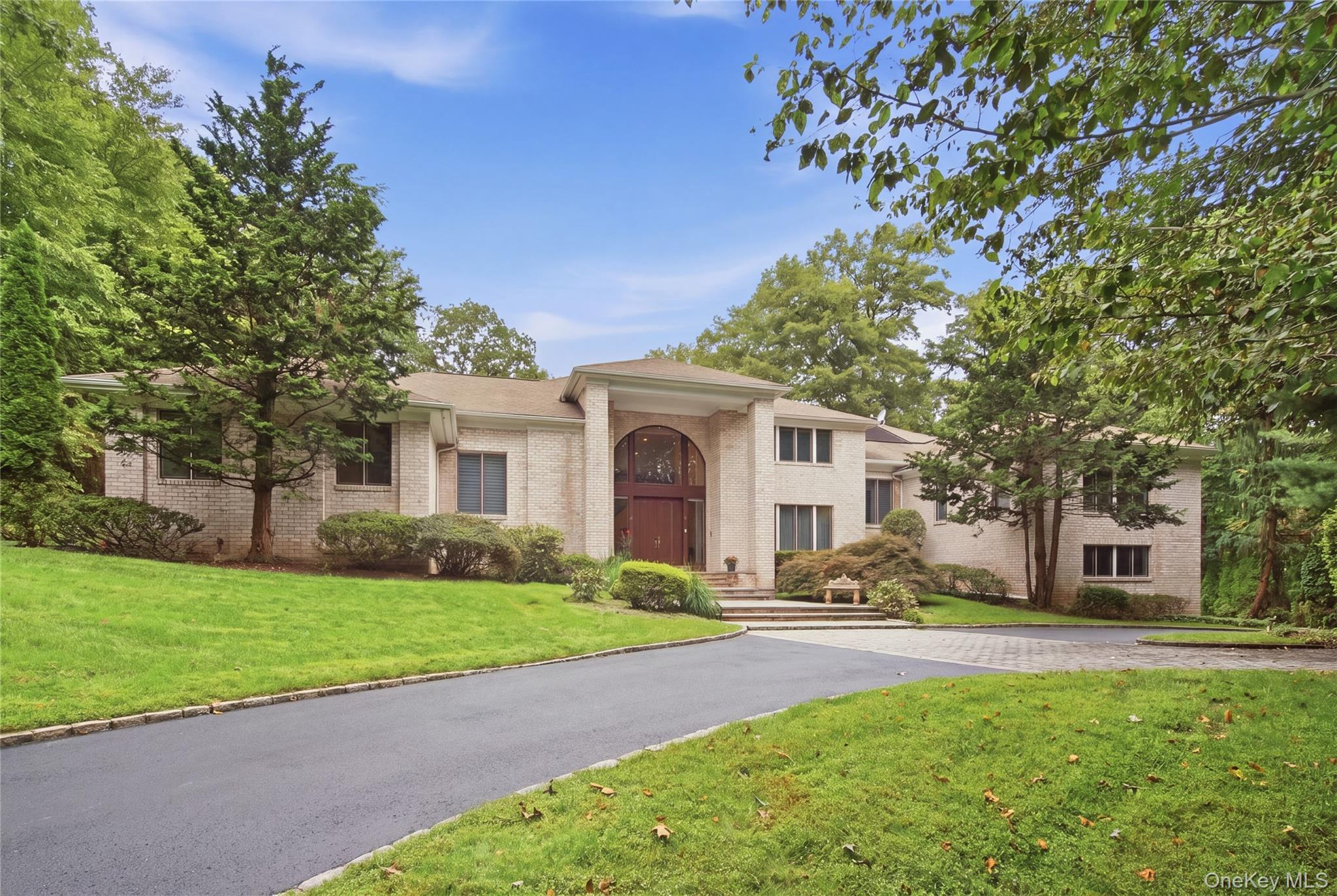 3 White Birch Road – For Sale photo 2