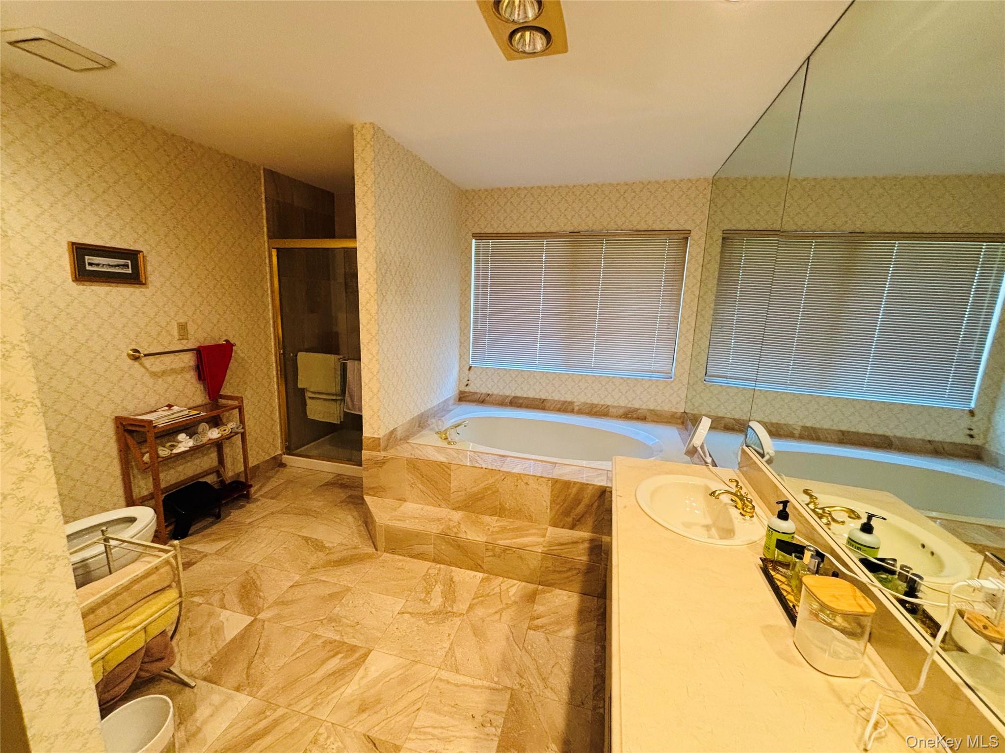 88 The Glen, Unit 88 photo 22