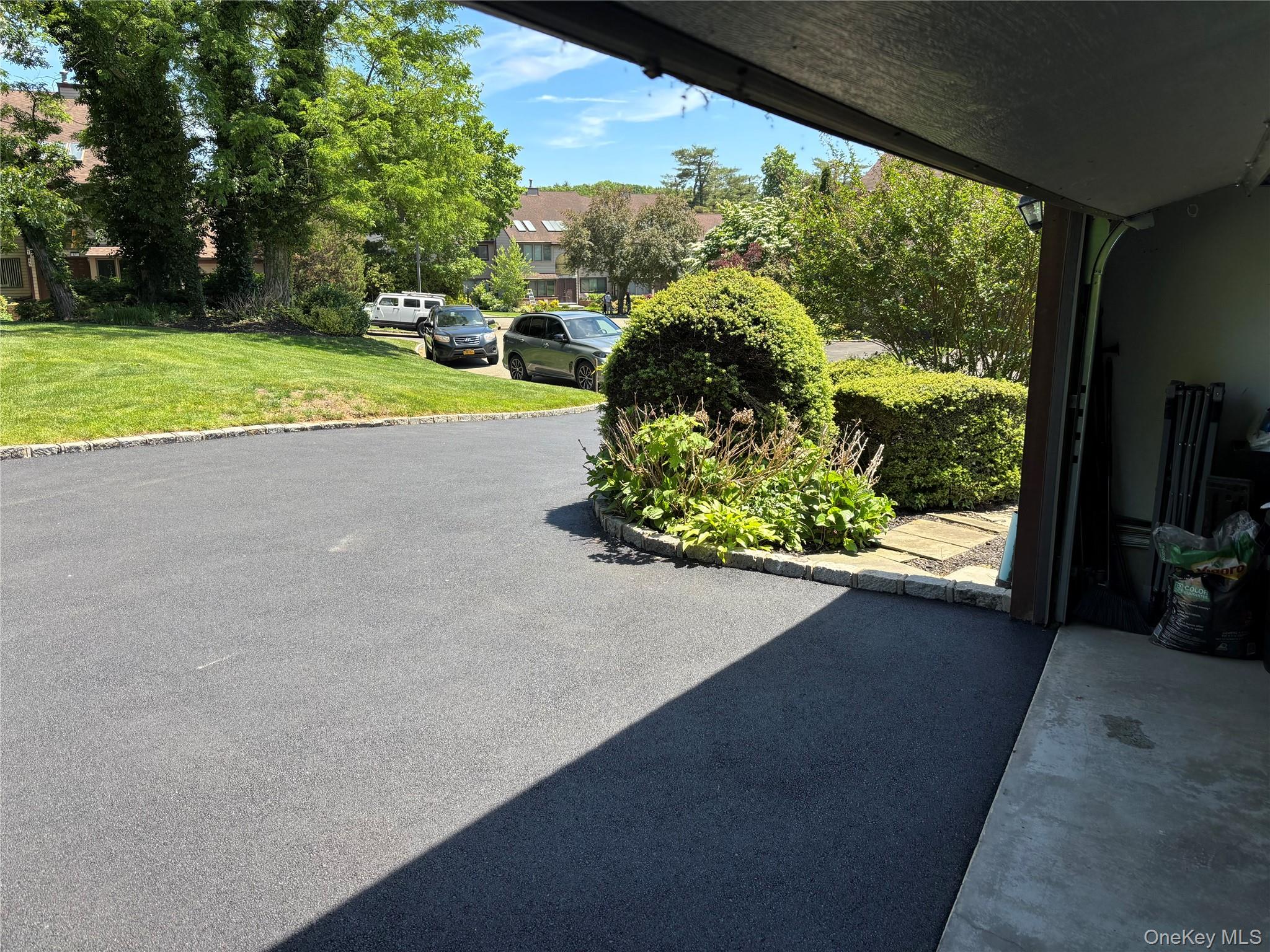 88 The Glen, Unit 88 photo 35