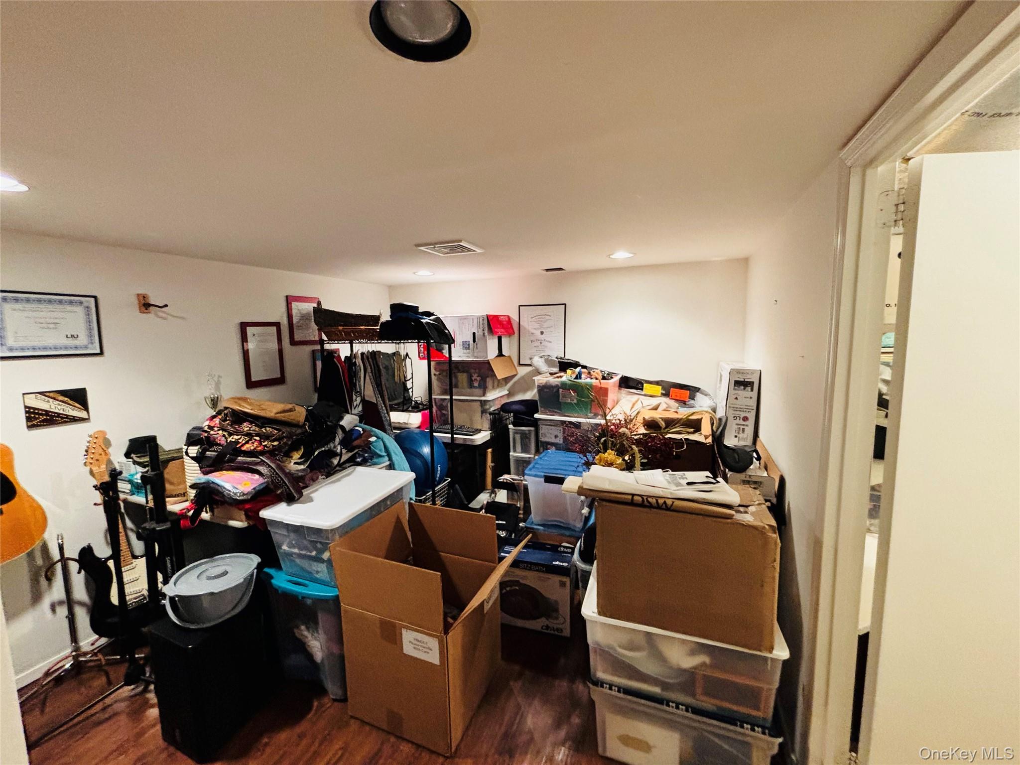 88 The Glen, Unit 88 photo 33