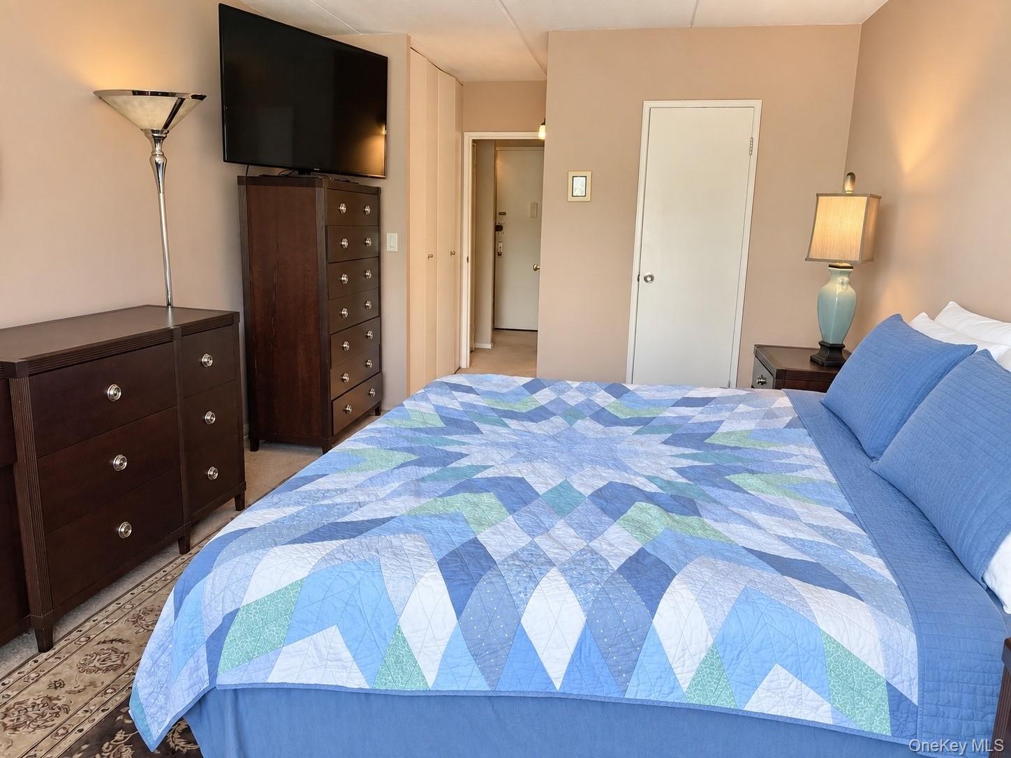 416 Benedict Avenue, Unit 3G photo 7