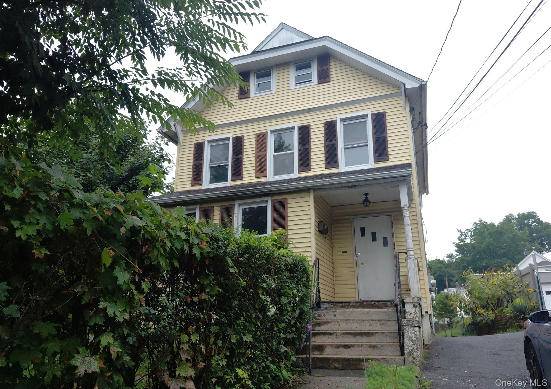 424 Willett Avenue – For Sale