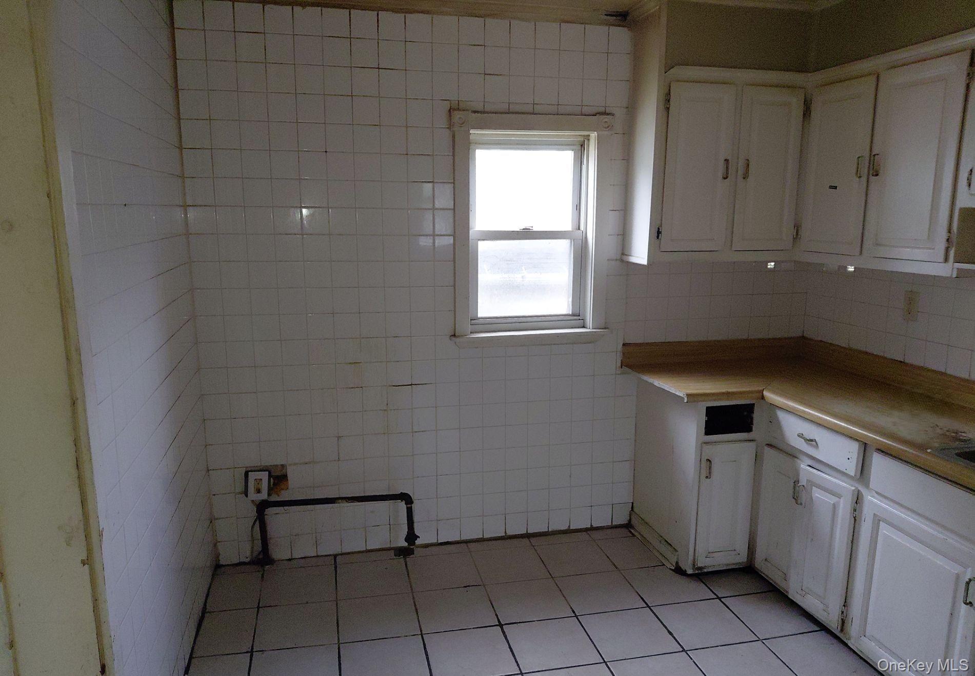 424 Willett Avenue – For Sale photo 8
