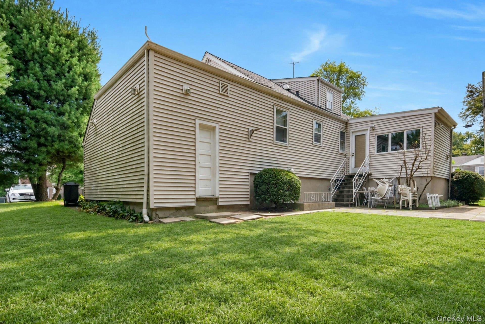 263 Pythian Avenue – For Sale photo 2