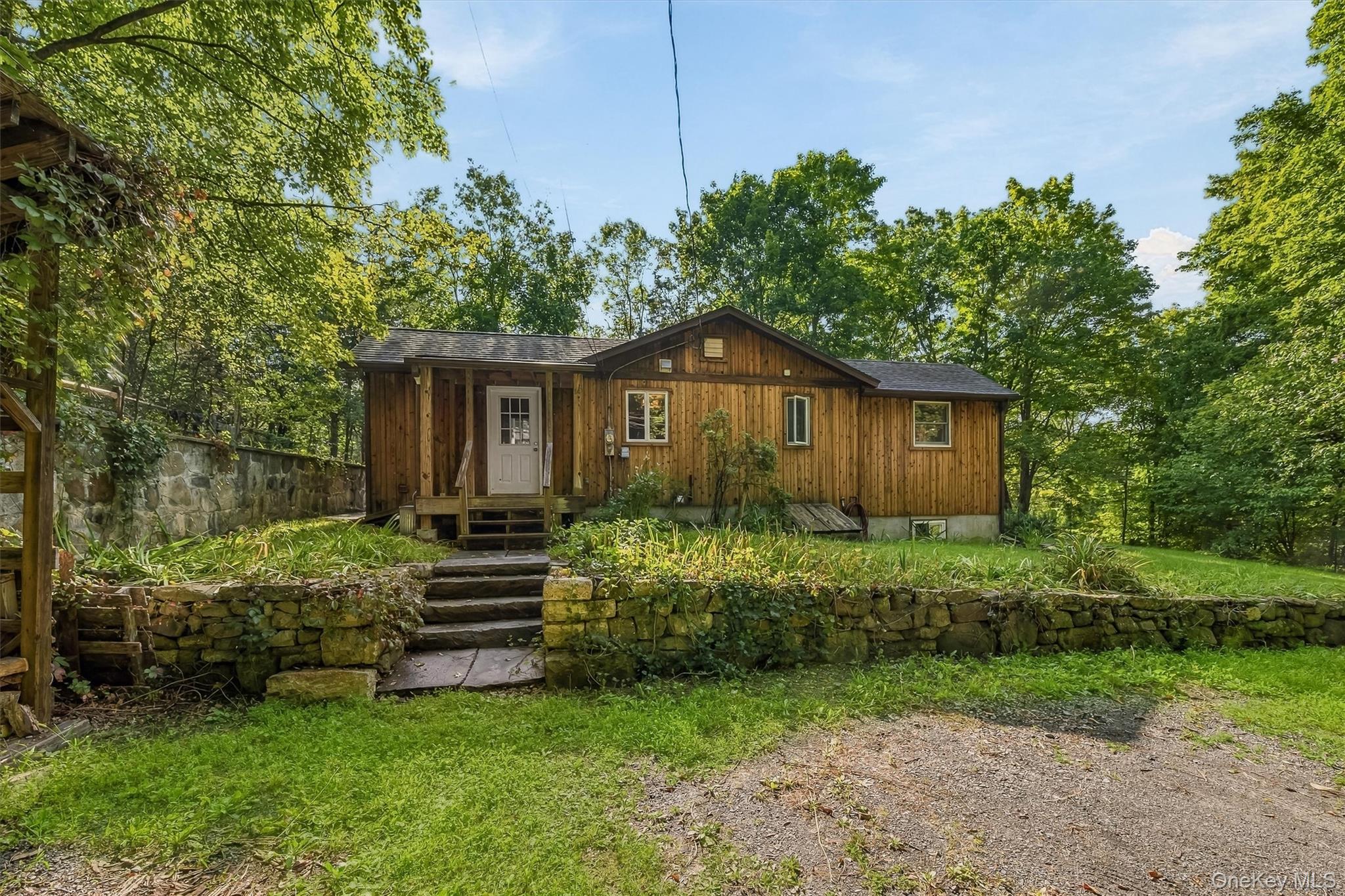 18 Schueler Road – For Sale photo 4