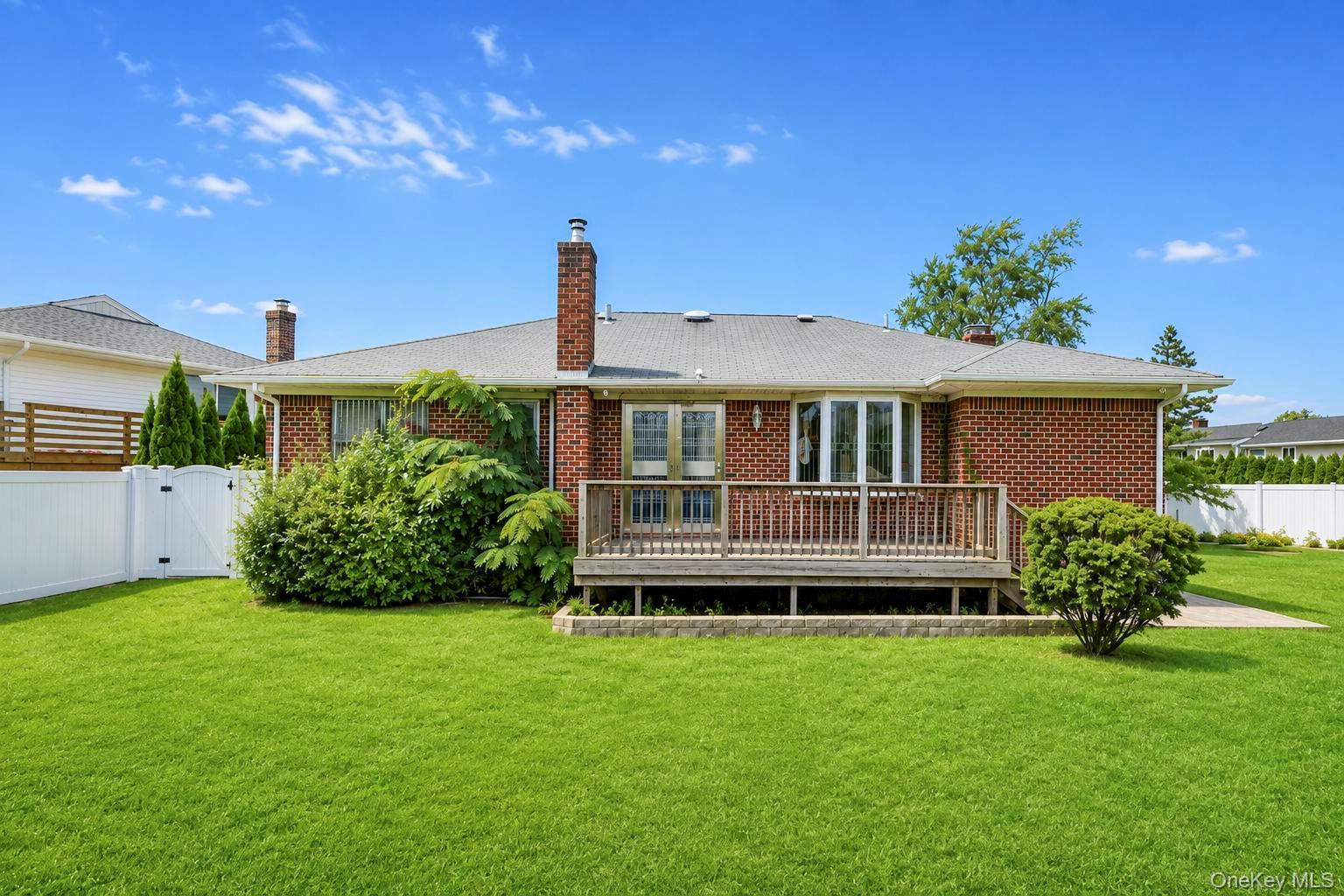 12 Hilton Court – For Sale photo 3