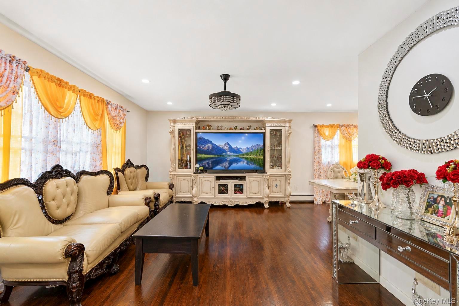12 Hilton Court – For Sale photo 4