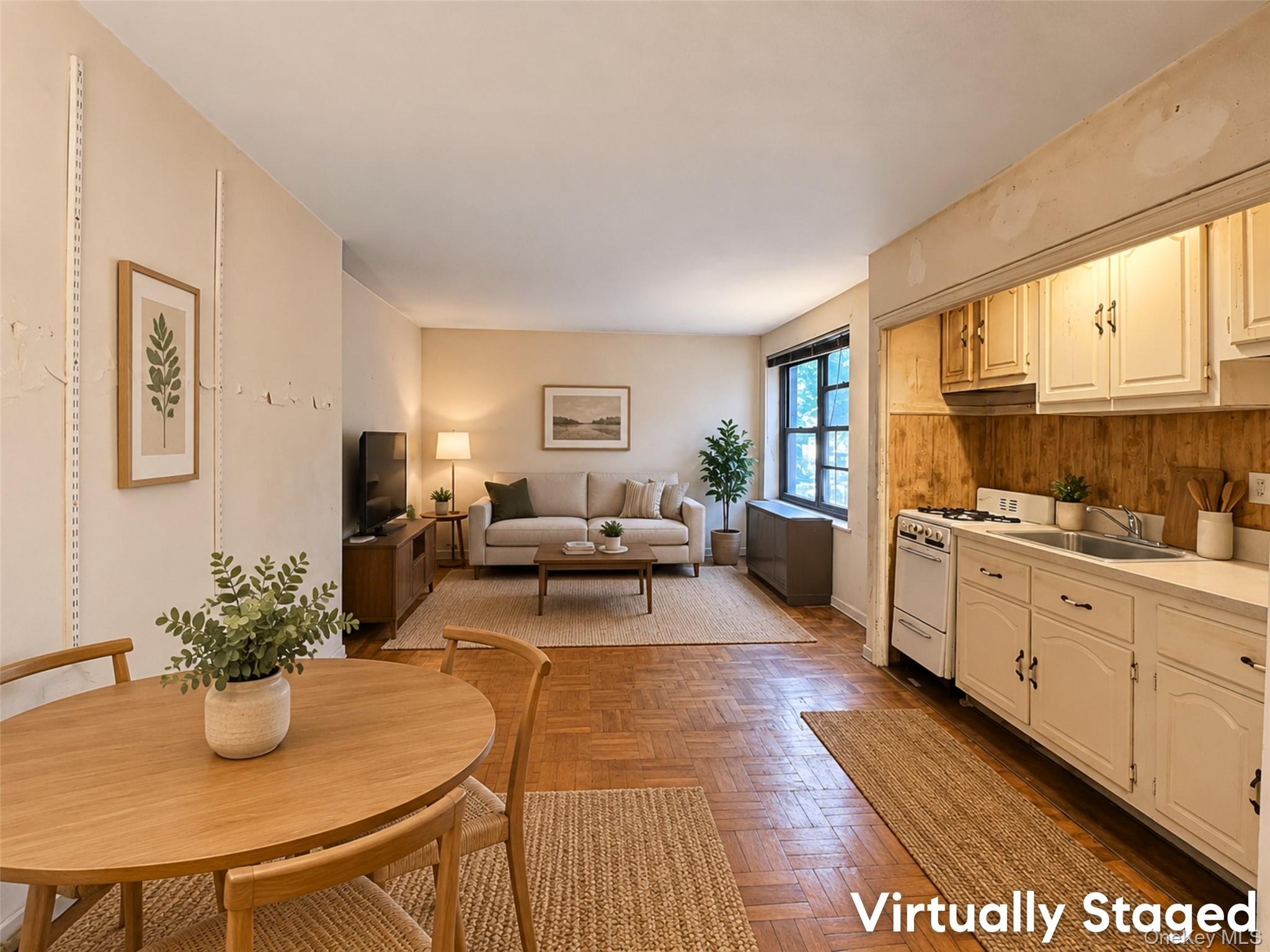 71 Grace Avenue, Unit 1L photo 2