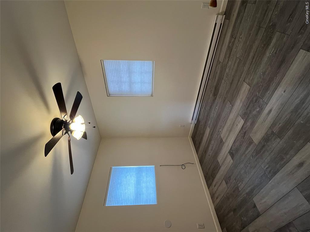 73 Webster Avenue, Unit A photo 6