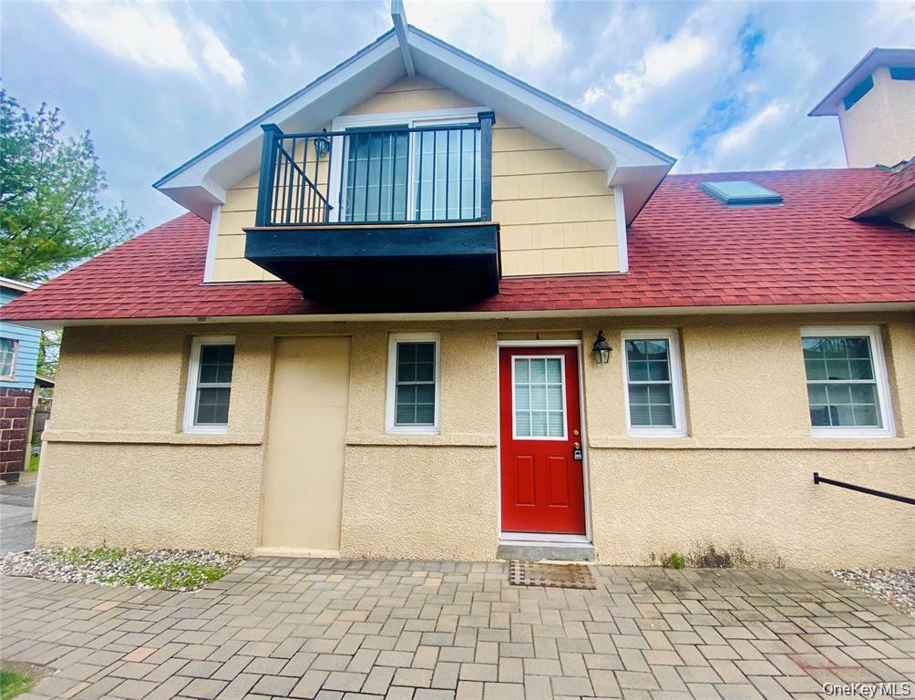 73 Webster Avenue, Unit A