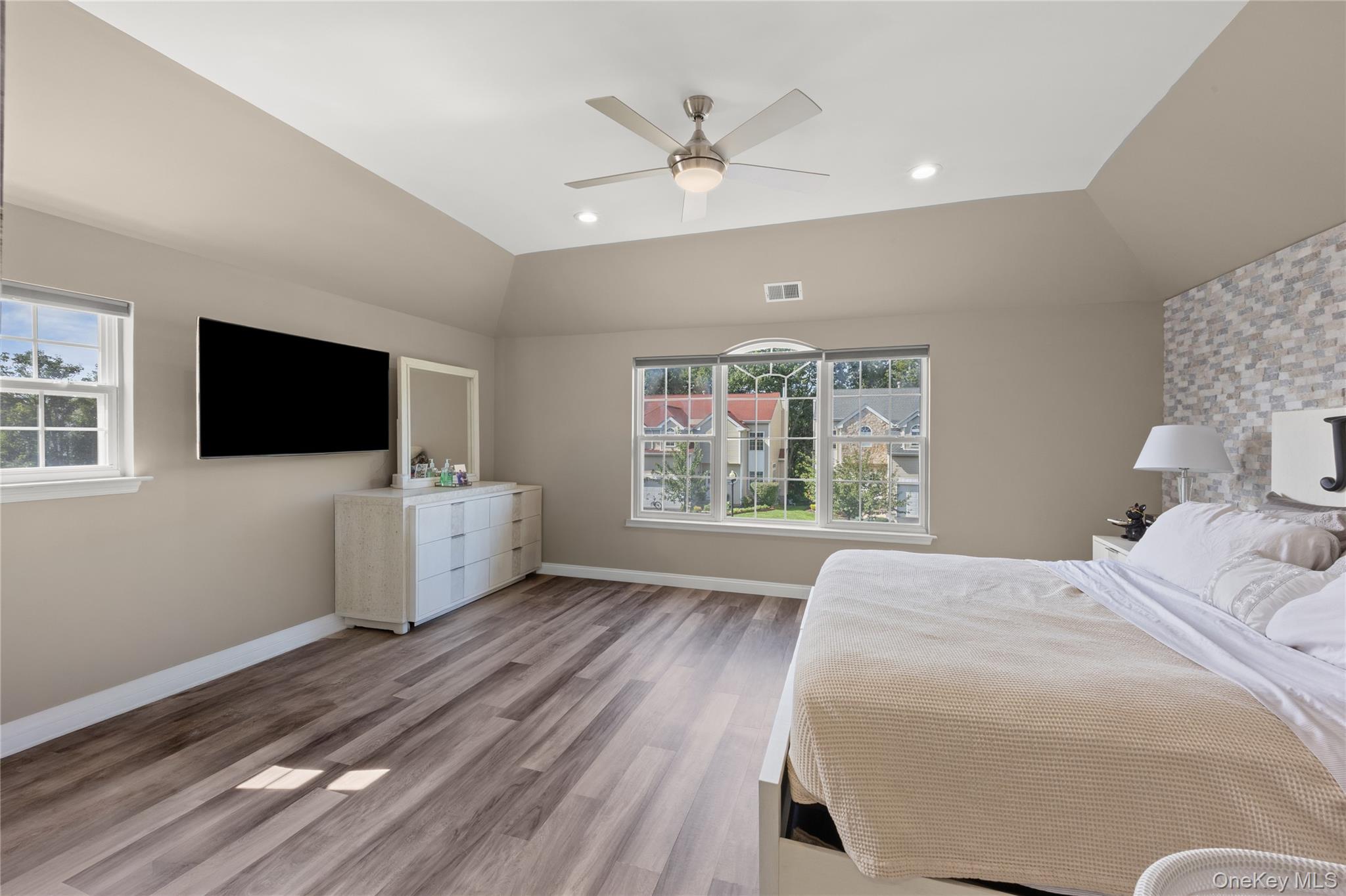 4 Sunflower Ridge Road – For Sale photo 26