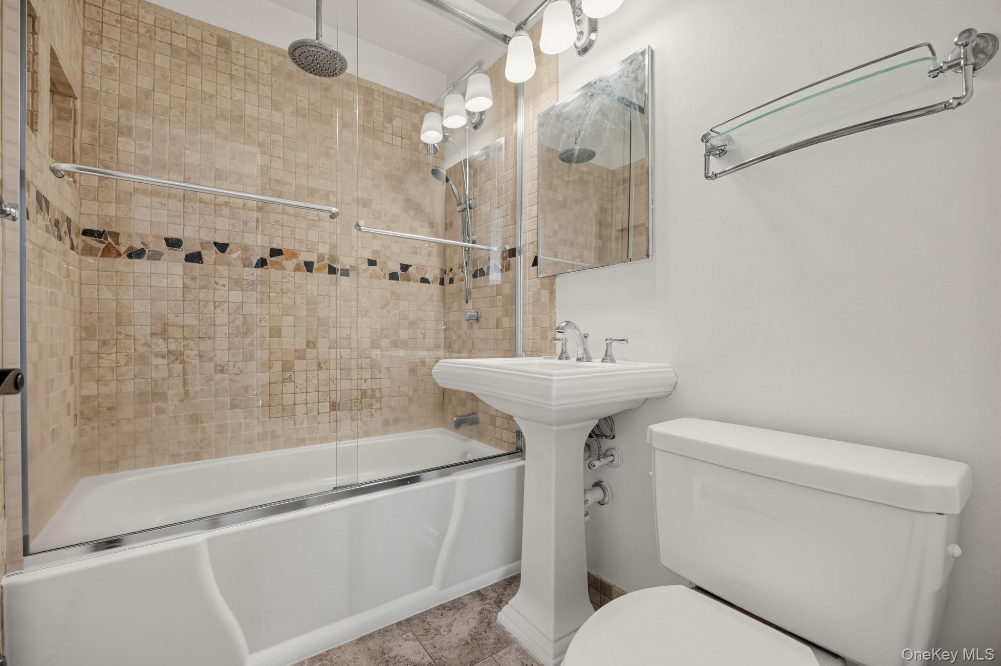 828 Pelhamdale Avenue, Unit 4L photo 13