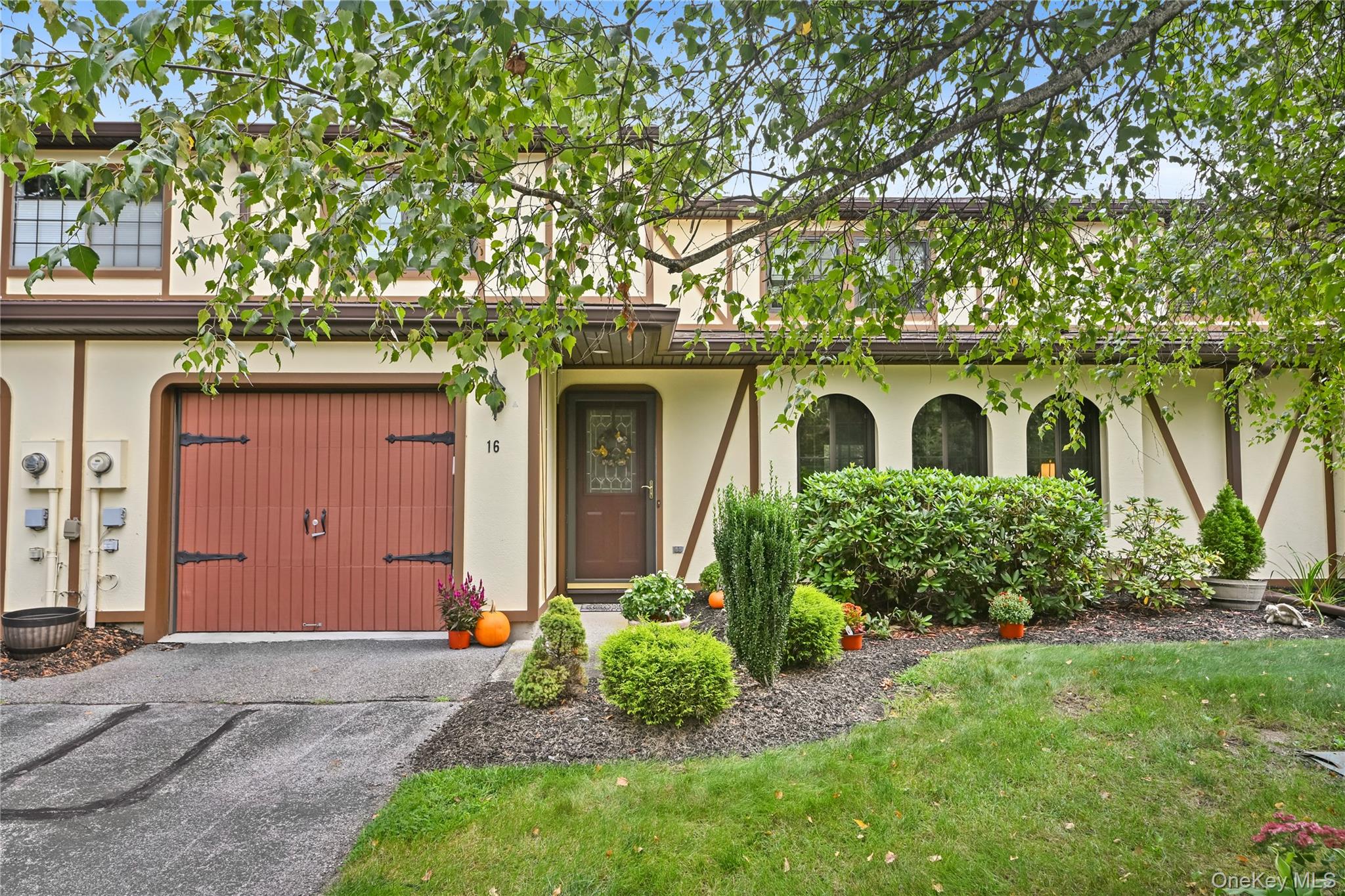 119 Stringham Road, Unit 16