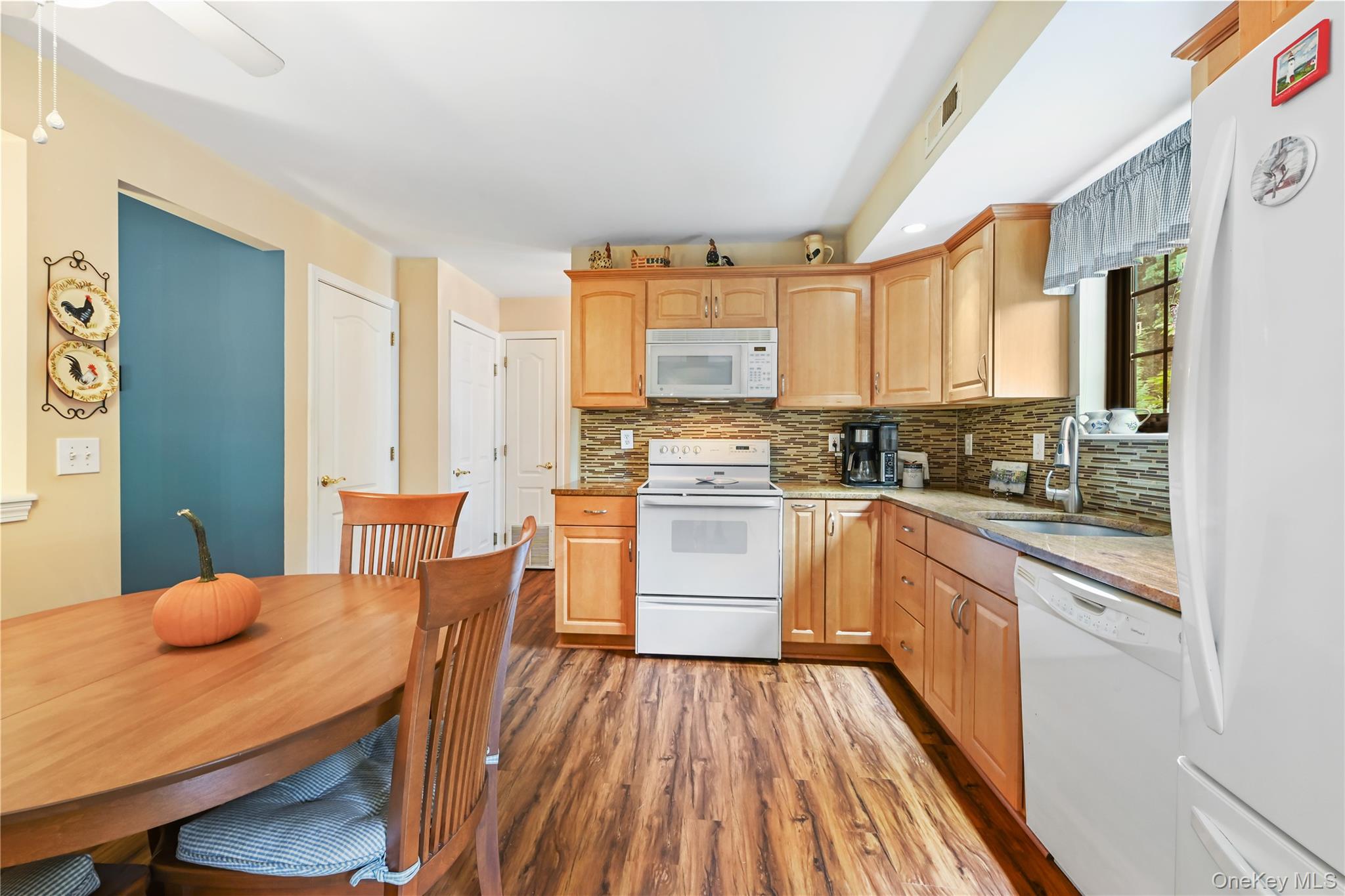 119 Stringham Road, Unit 16 photo 10