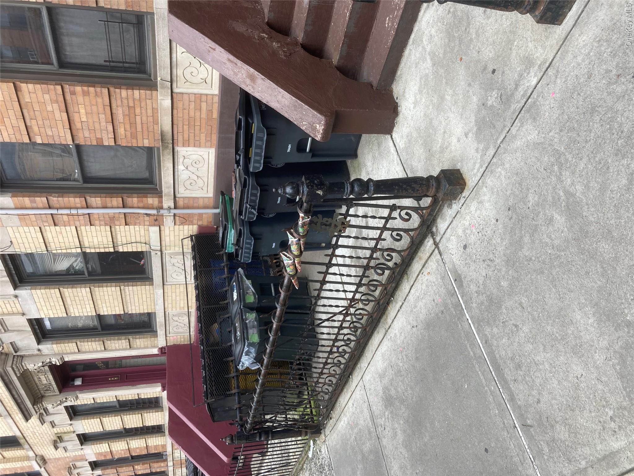 1678 Gates Avenue – For Sale
