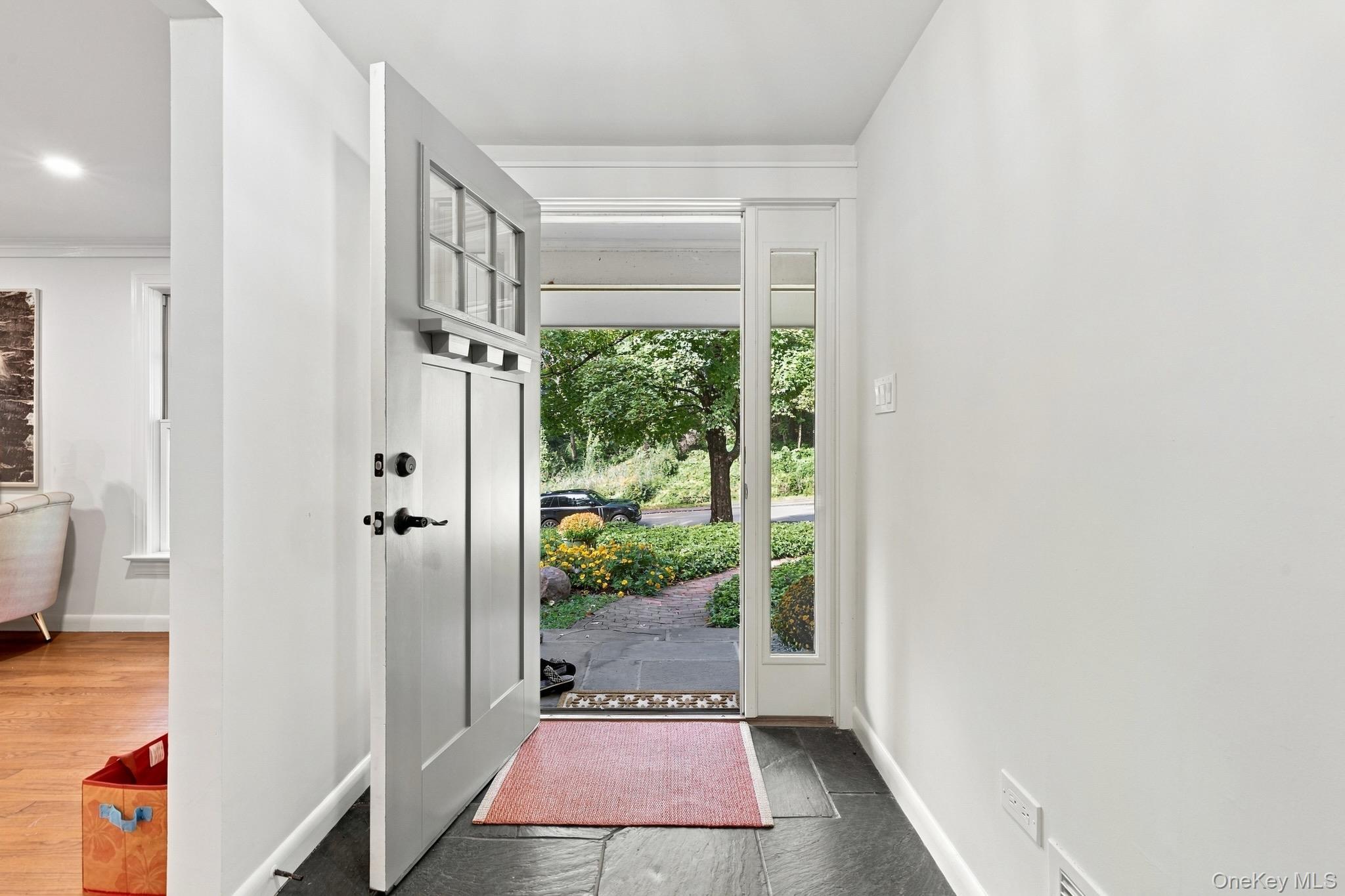 4 Douglas Drive – For Sale photo 3