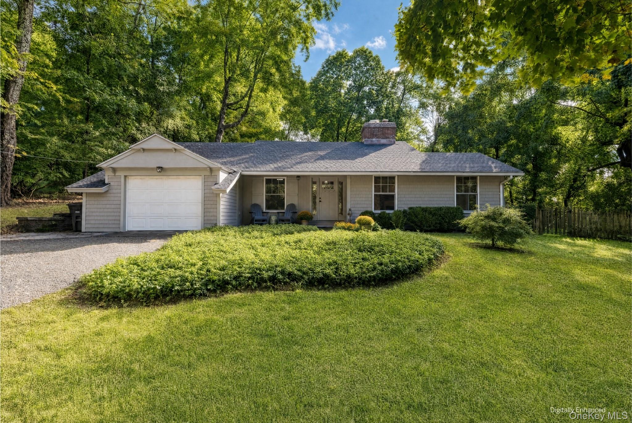 4 Douglas Drive – For Sale
